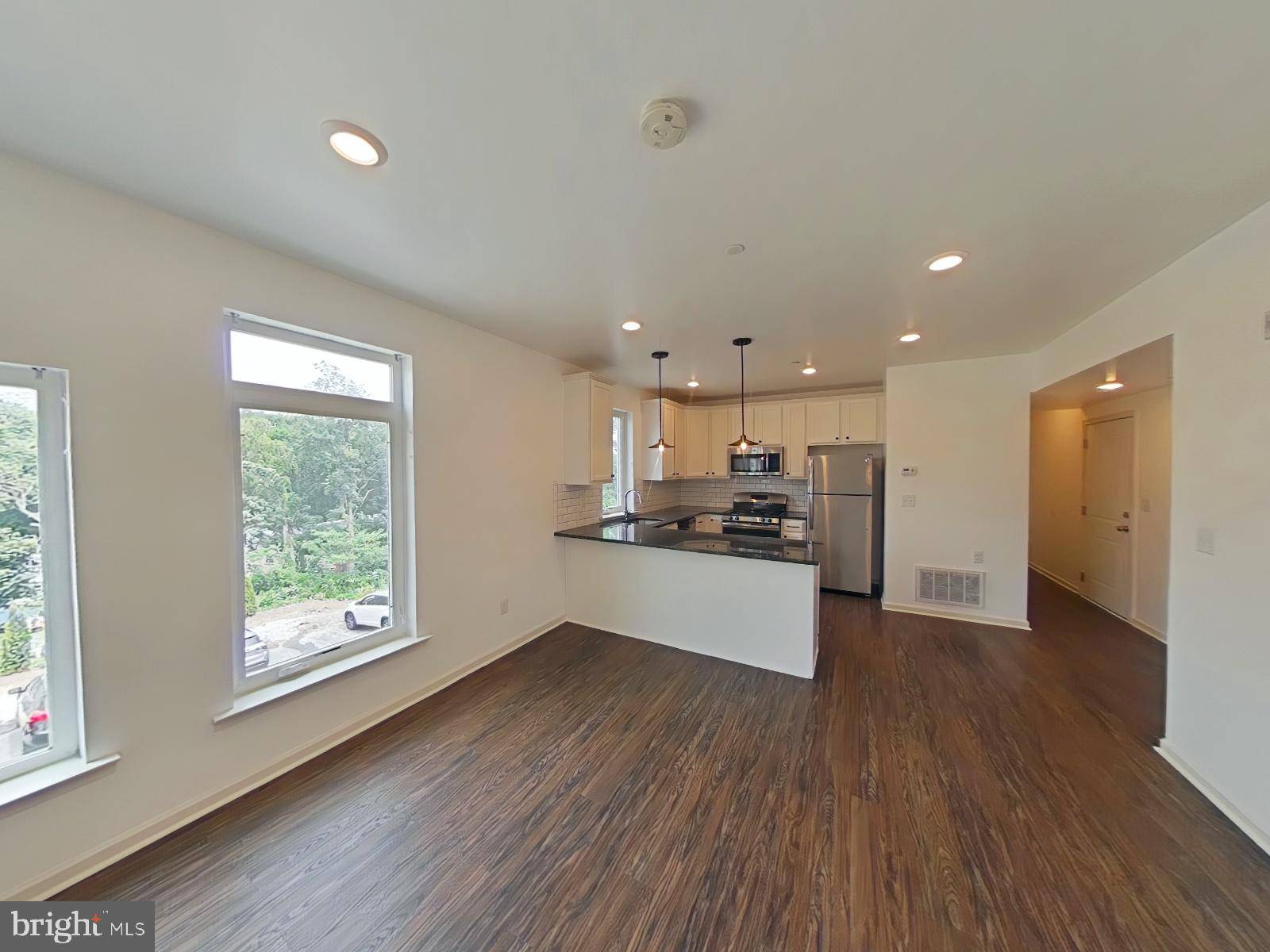 Philadelphia, PA 19128,6619 RIDGE AVE #404