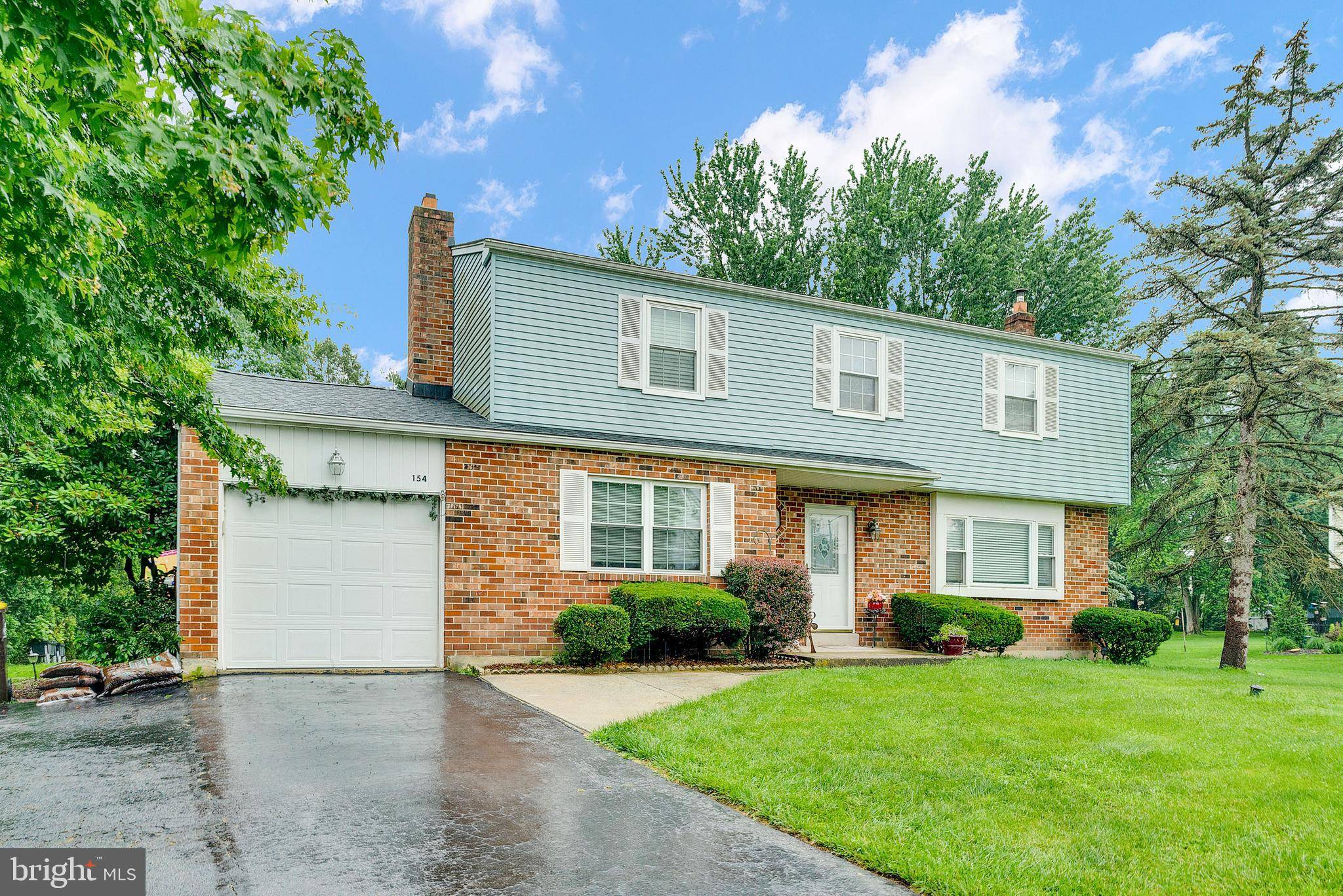 Norristown, PA 19403,154 DEACON