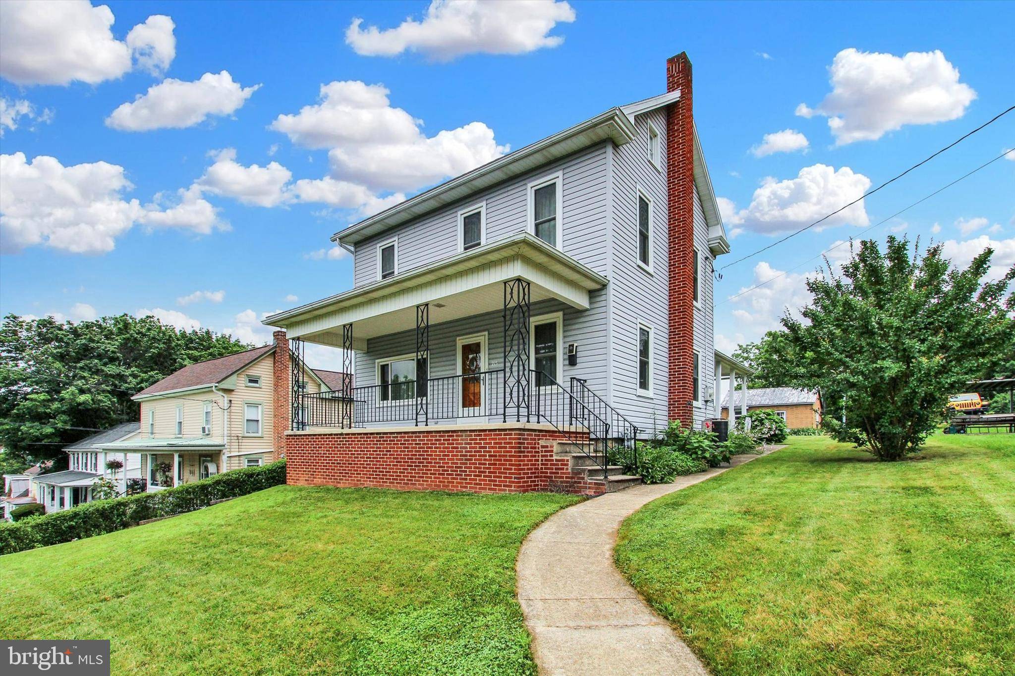 Waynesboro, PA 17268,215 MOUNT AIRY AVE