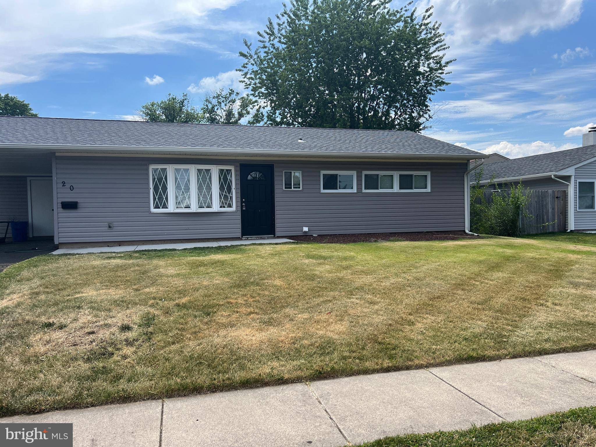 Levittown, PA 19055,20 STONYBROOK DR