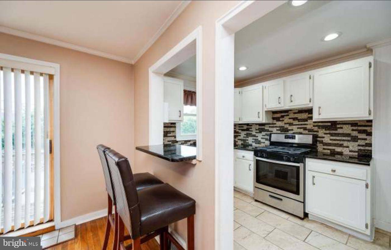 West Reading, PA 19611,321 LINDEN LN