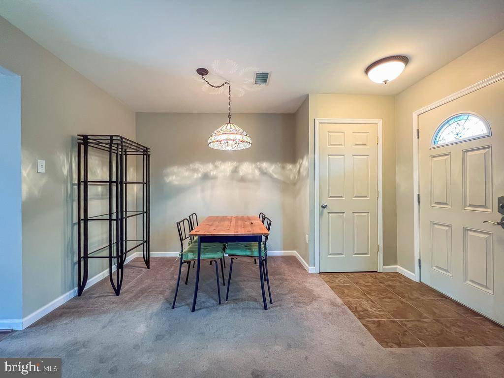 Warminster, PA 18974,693 WHITTIER DR