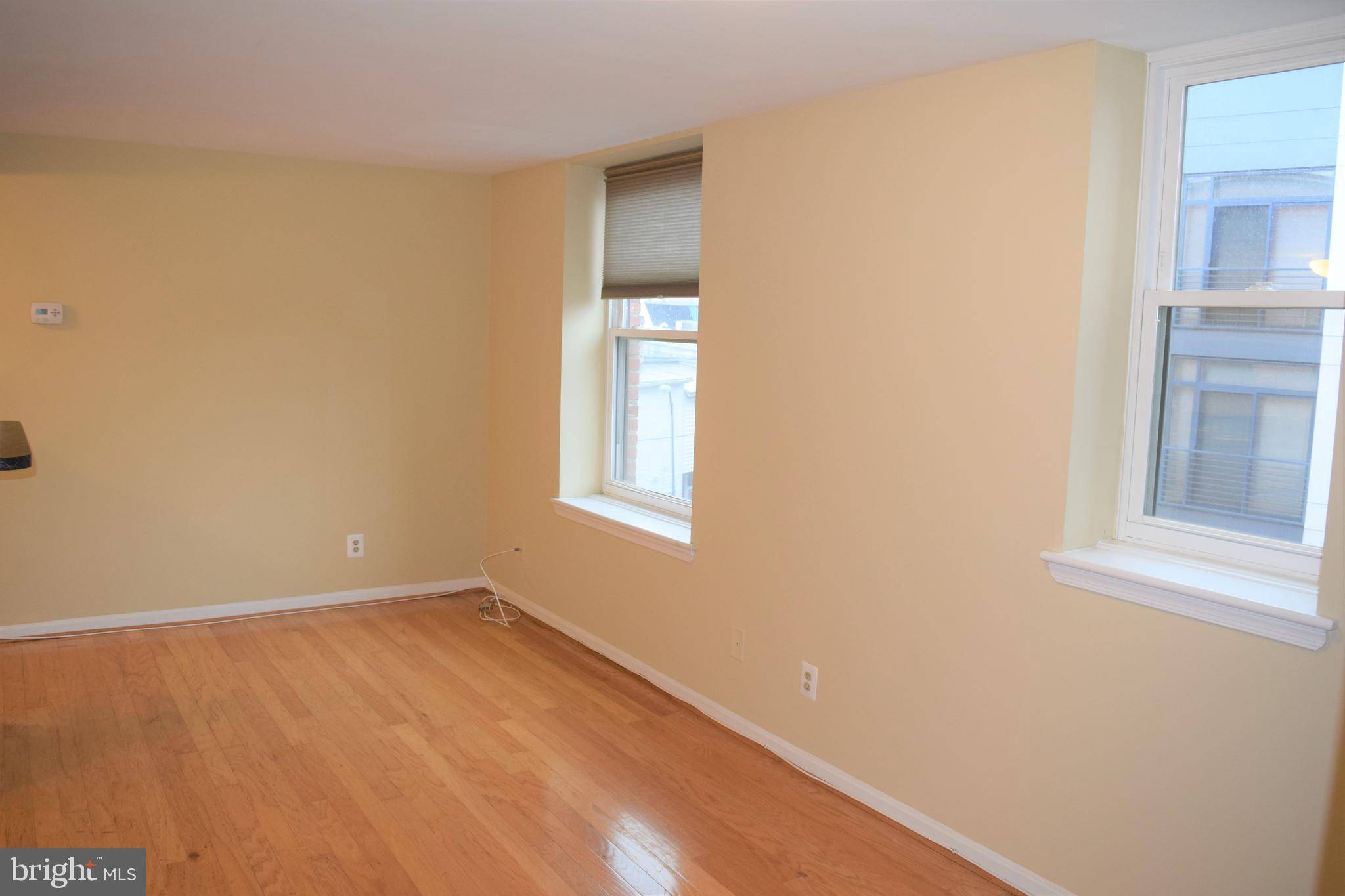 Washington, DC 20010,1436 MERIDIAN PL NW #305