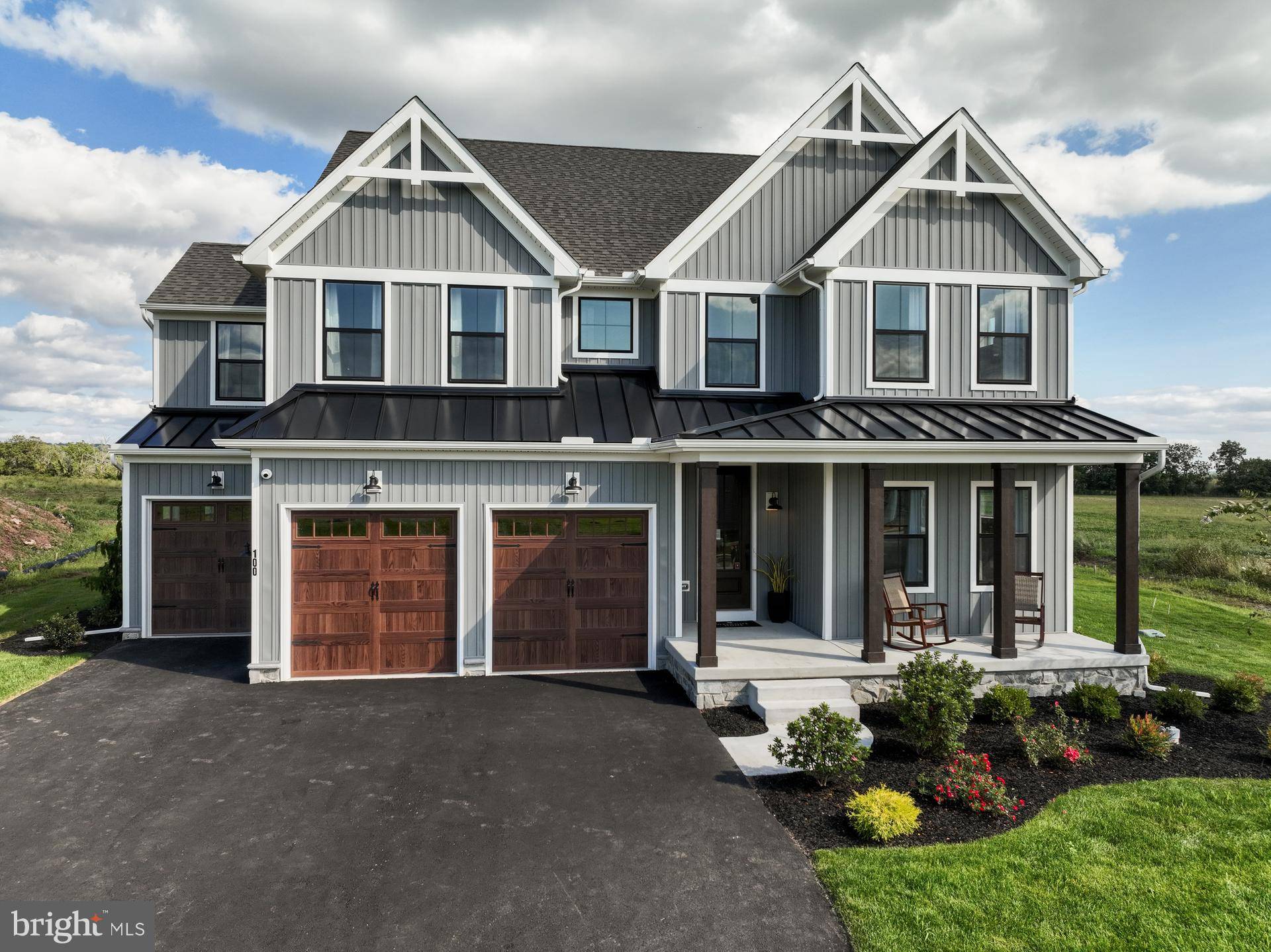 Lampeter, PA 17537,900 SKIP LN #COVINGTON