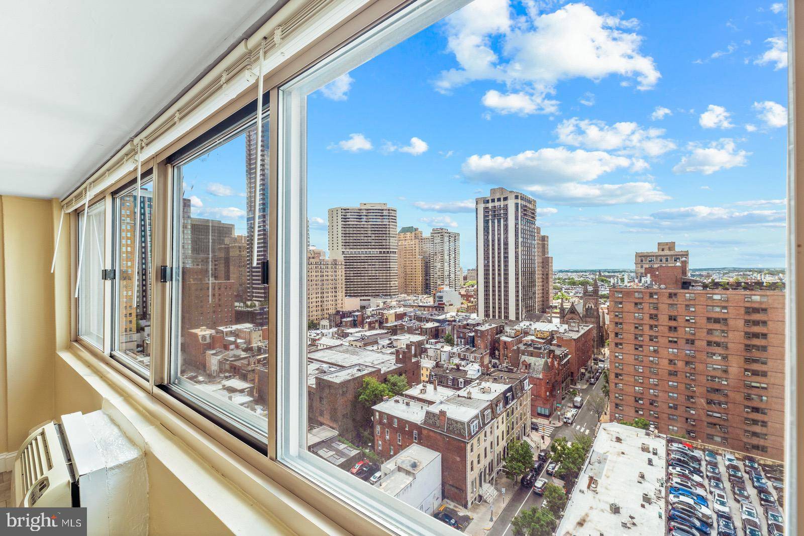 Philadelphia, PA 19103,2101-17 CHESTNUT ST #1809
