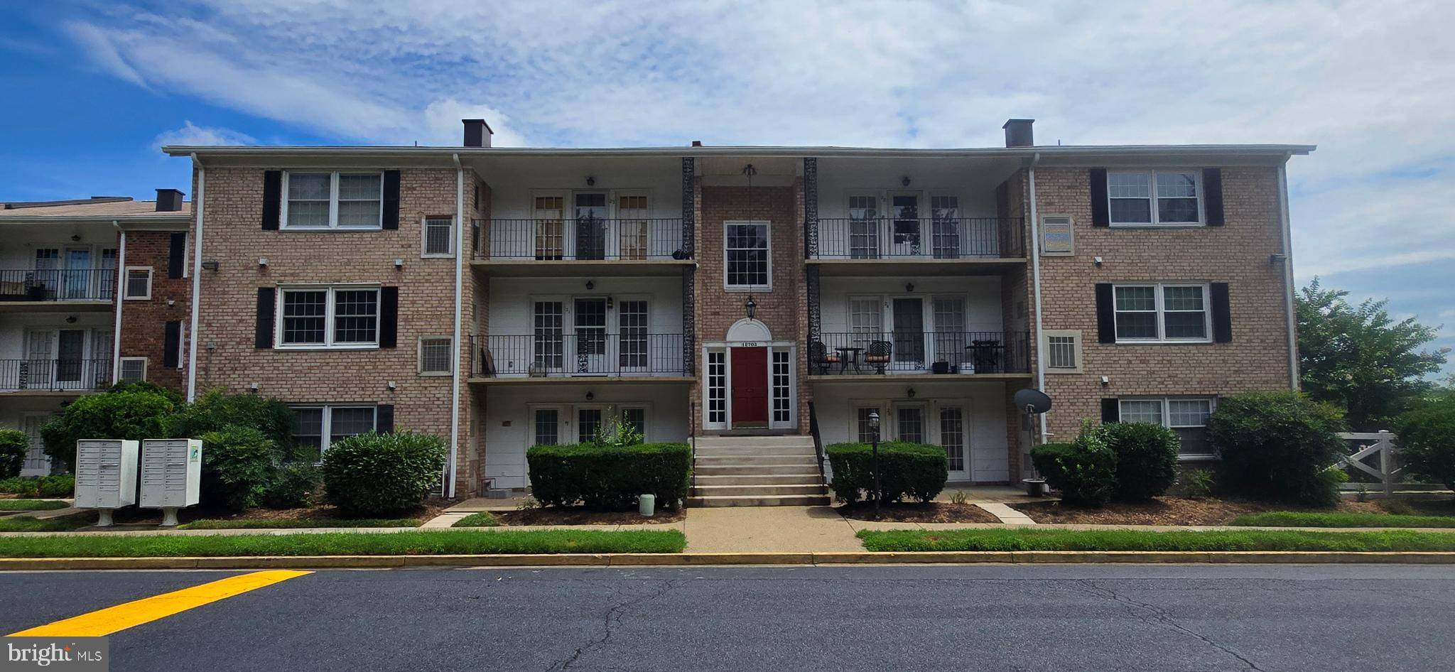 Woodbridge, VA 22192,12703 GORDON BLVD #20