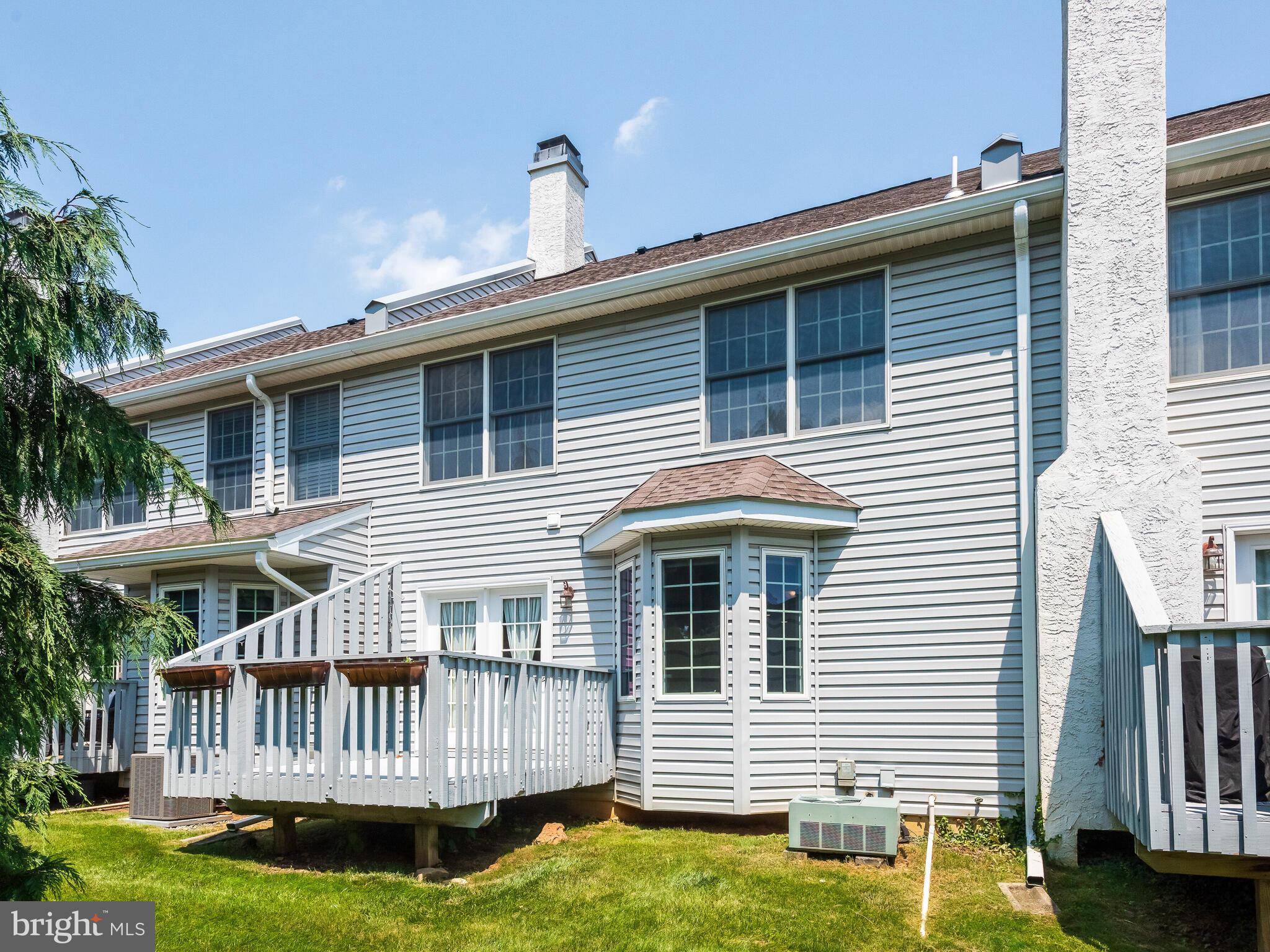 Exton, PA 19341,77 BUTTONWOOD DR #77