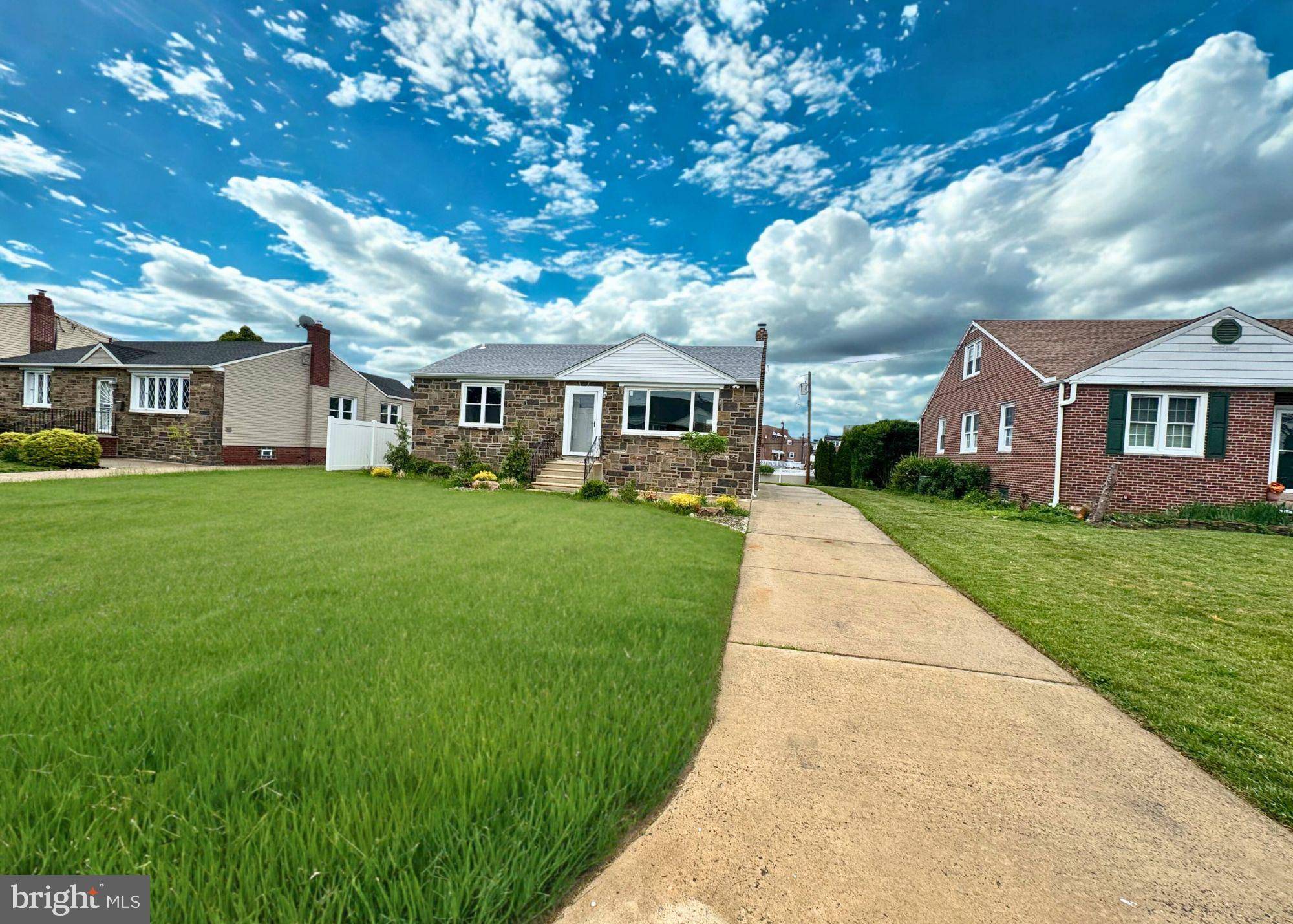 Philadelphia, PA 19154,12008 ELMORE RD