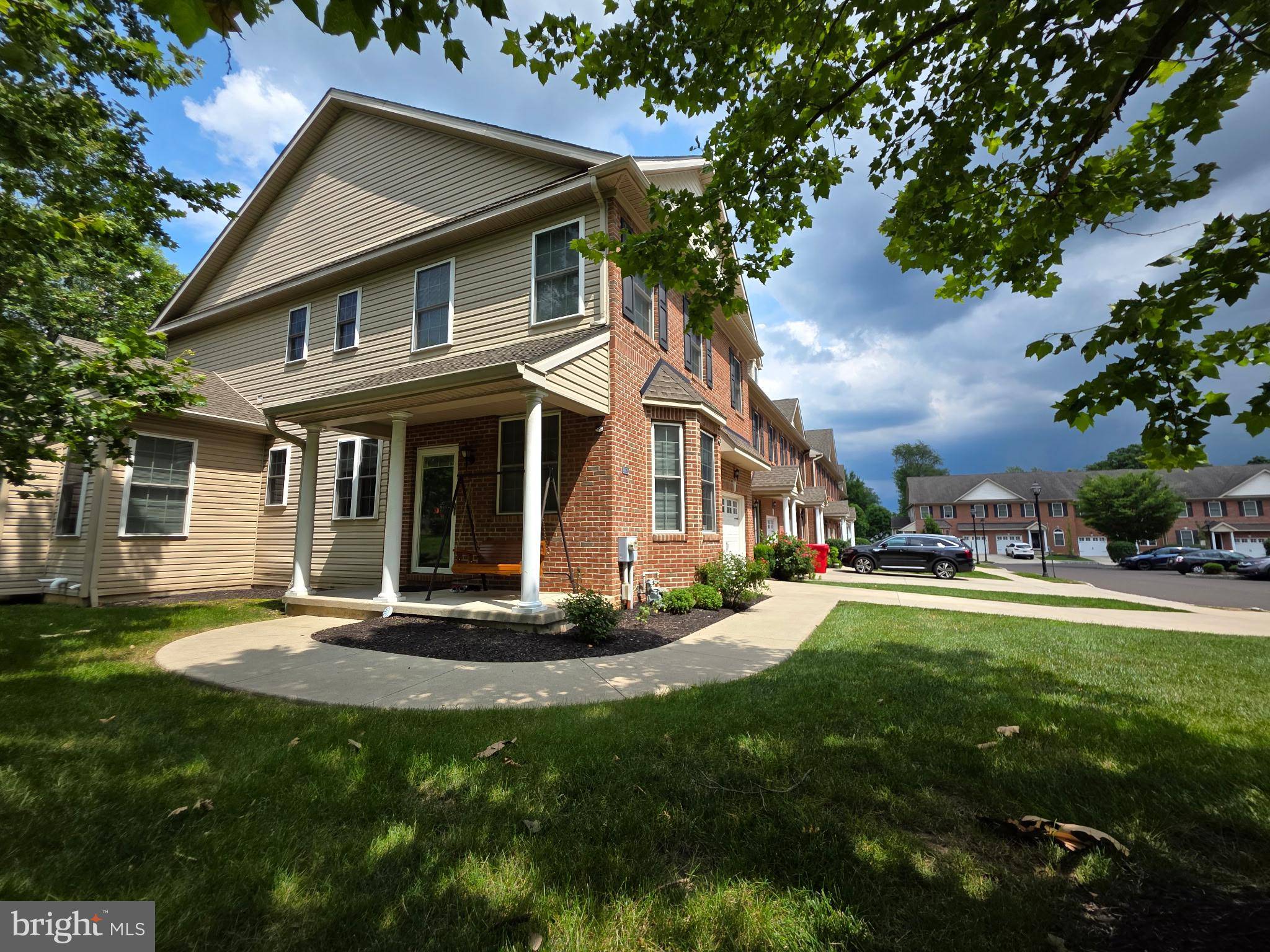 Willow Grove, PA 19090,2736 KEEBLER CT