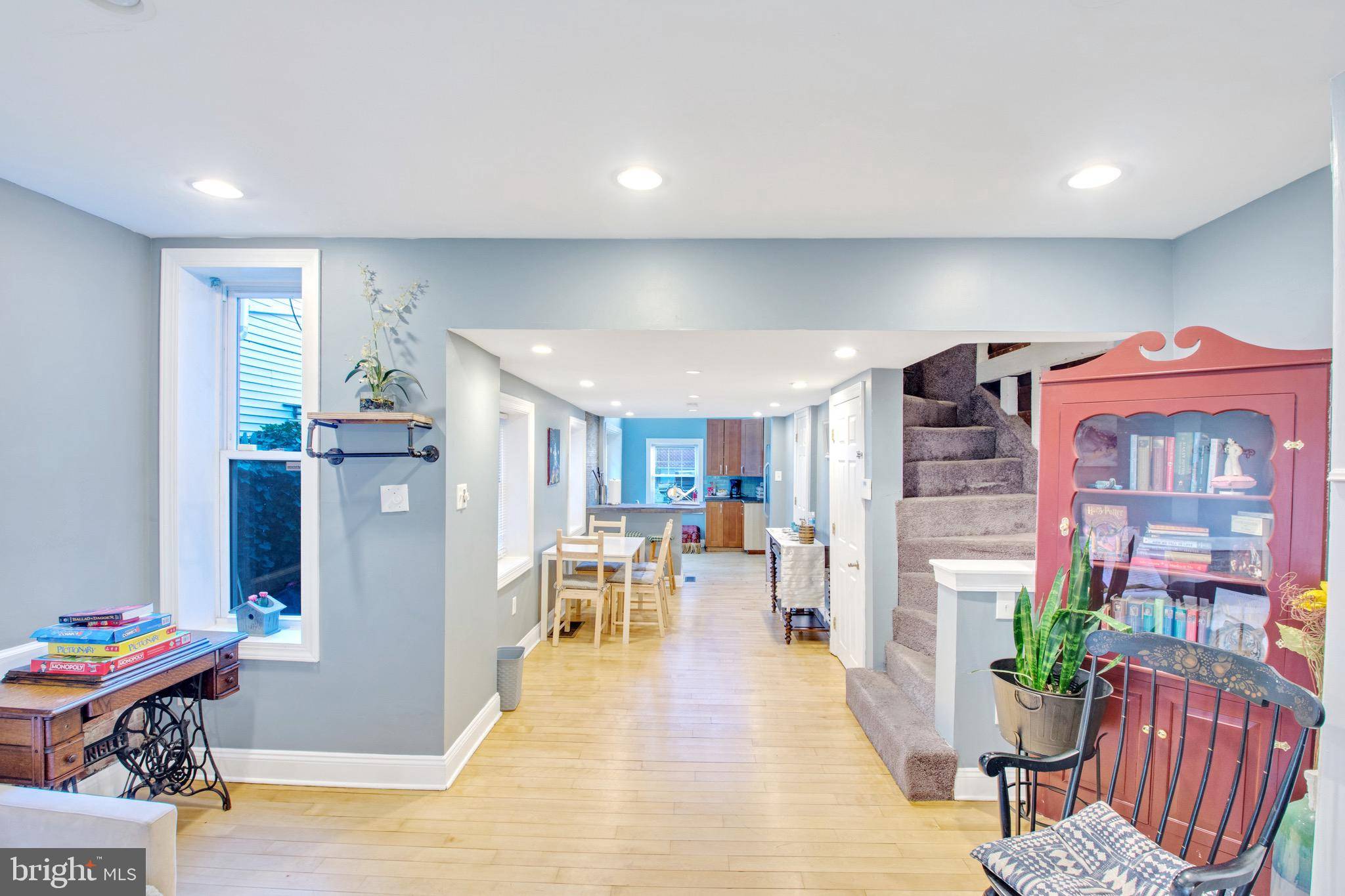 Philadelphia, PA 19123,908 NEW MARKET ST