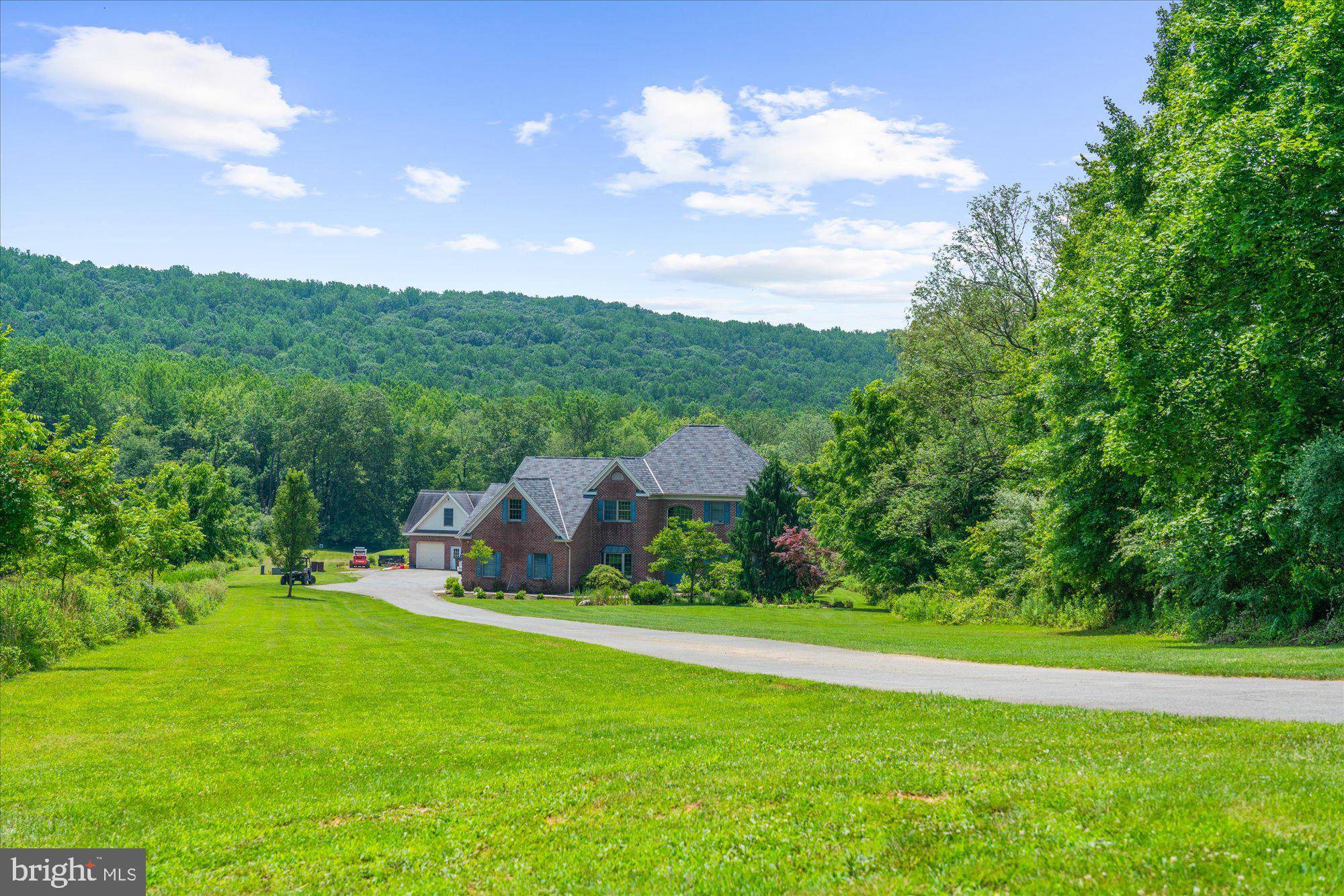 Hellertown, PA 18055,2350 WASSERGASS RD