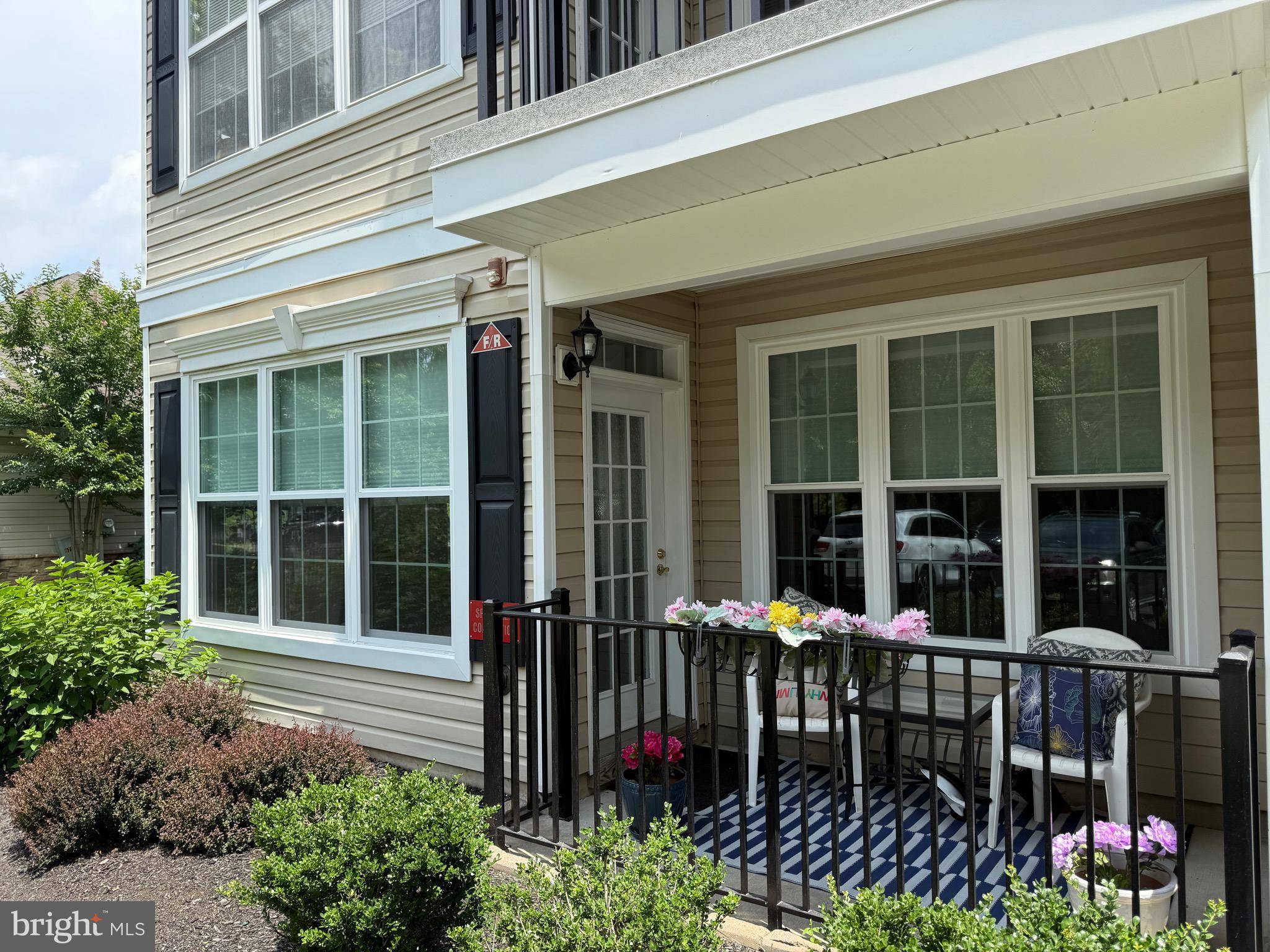 Ewing, NJ 08628,76 KYLE WAY