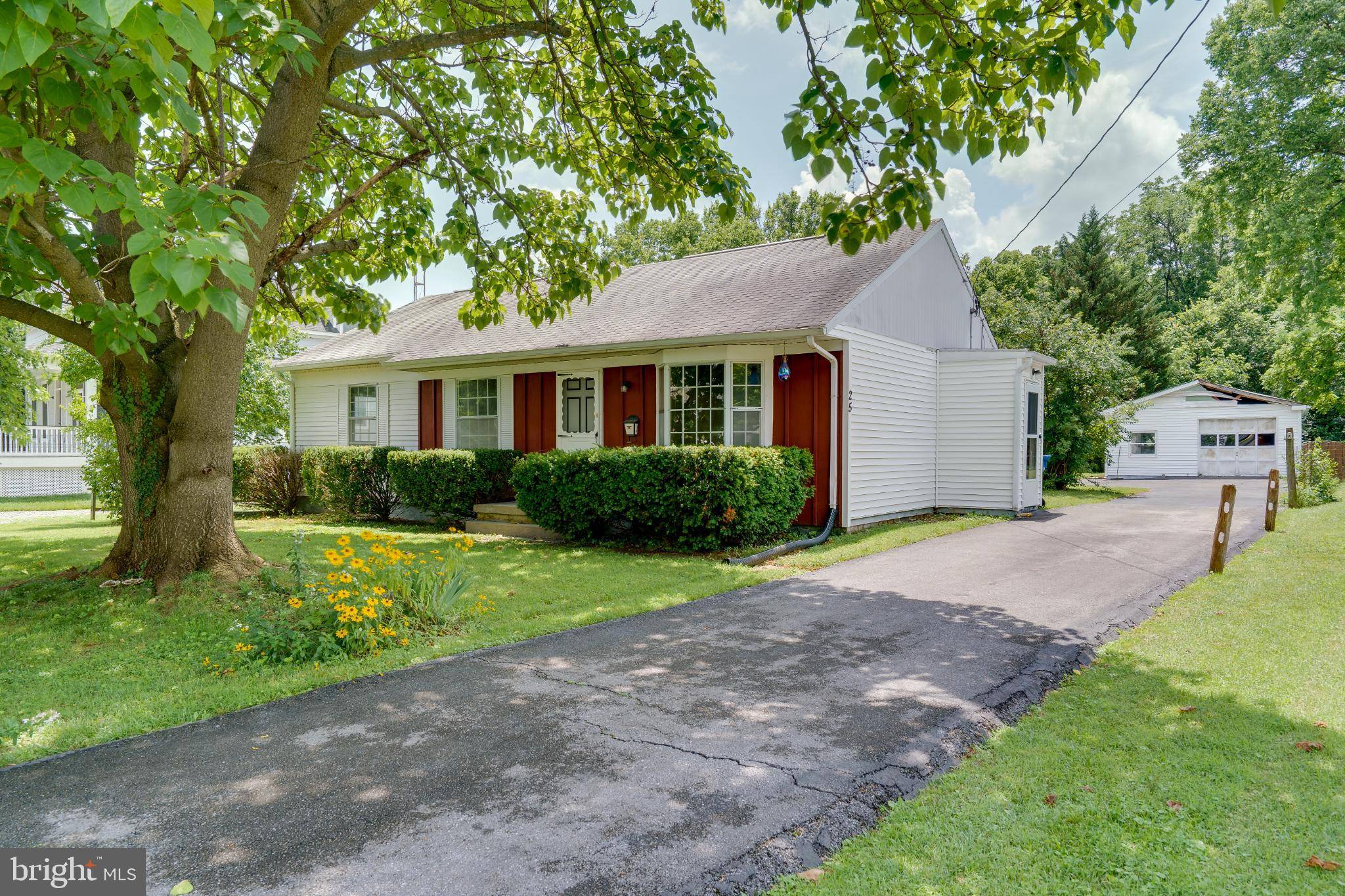 Berryville, VA 22611,25 BYRD AVE