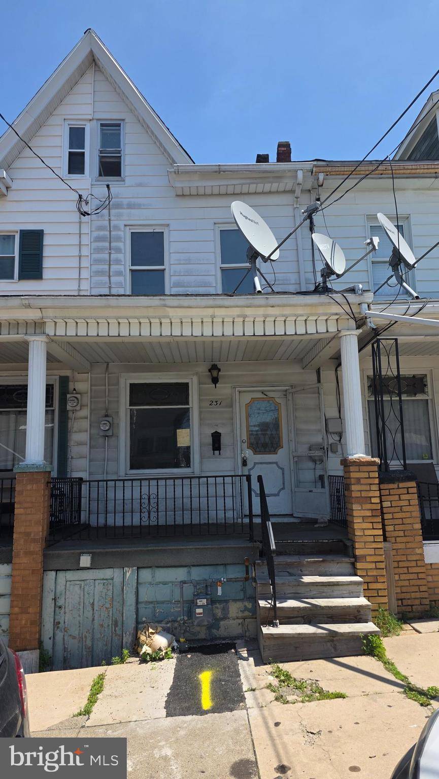 Mount Carmel, PA 17851,231 S POPLAR ST
