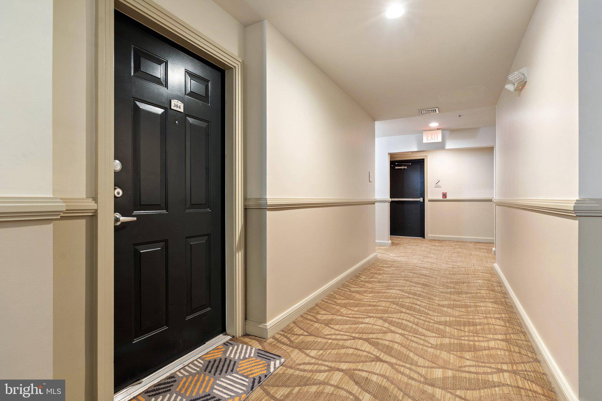 Vienna, VA 22181,2791 CENTERBORO DR #384