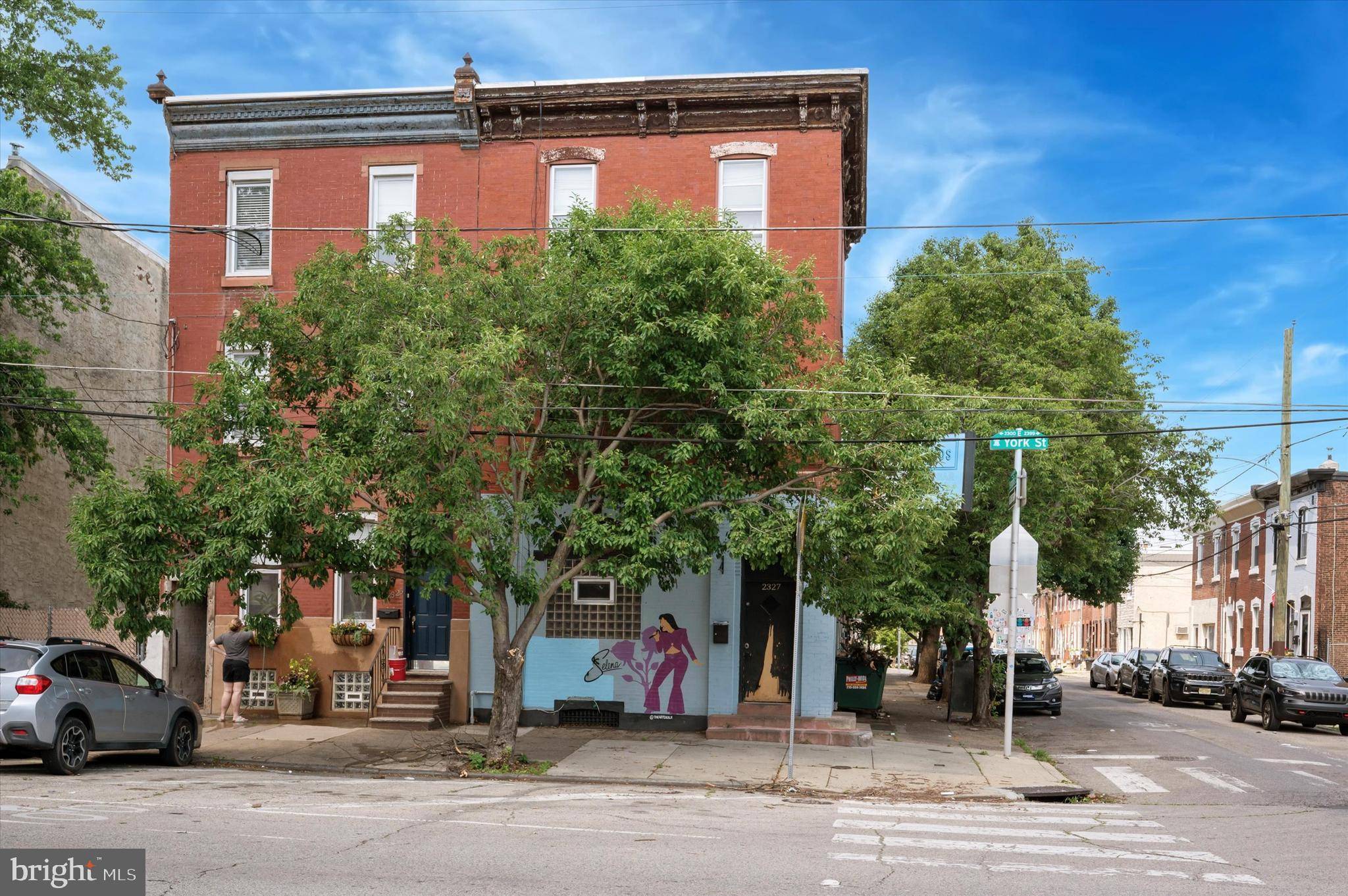 Philadelphia, PA 19125,2327 E YORK ST