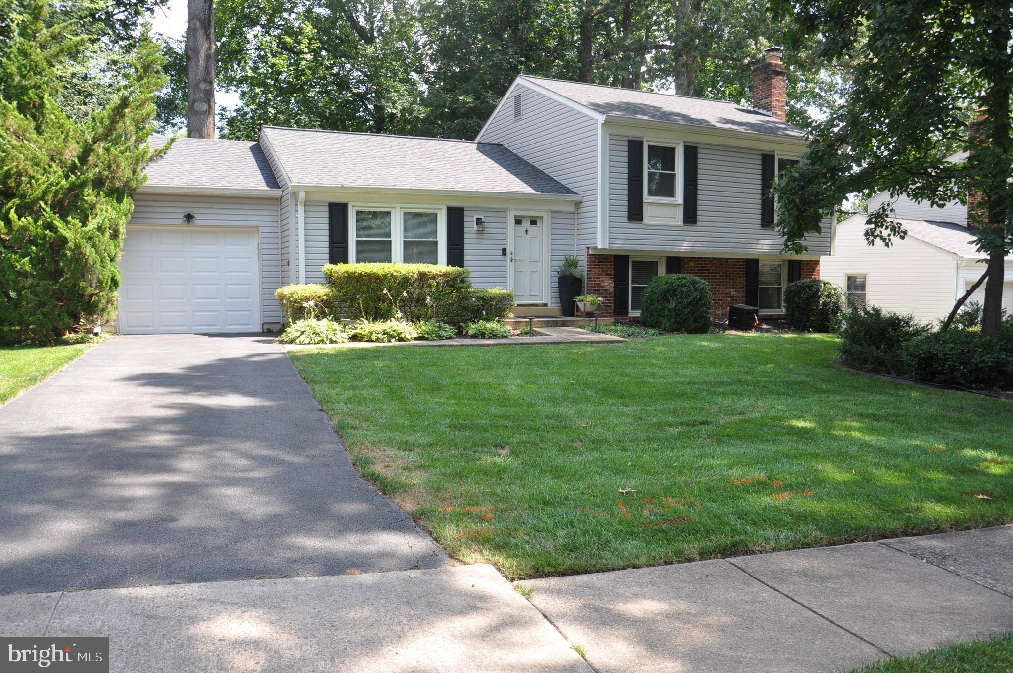 Herndon, VA 20170,12706 SAYLERS CREEK LN