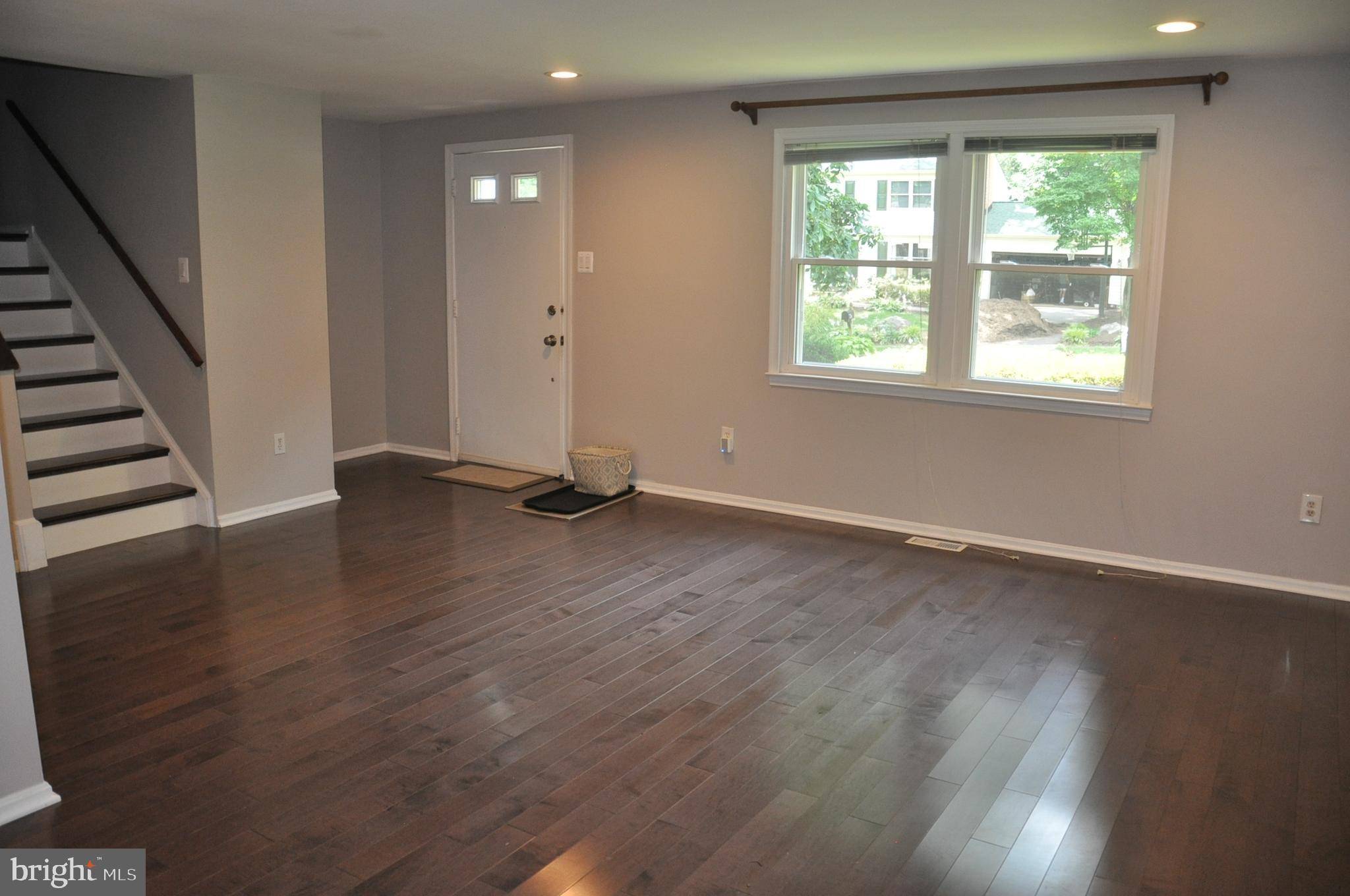 Herndon, VA 20170,12706 SAYLERS CREEK LN