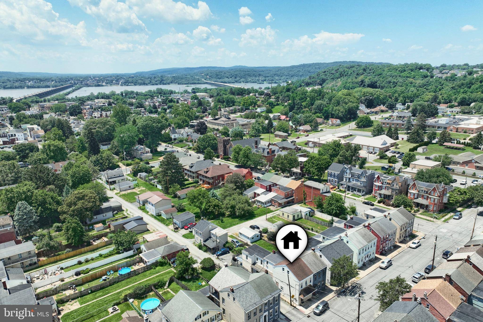 Columbia, PA 17512,128 N 7TH ST