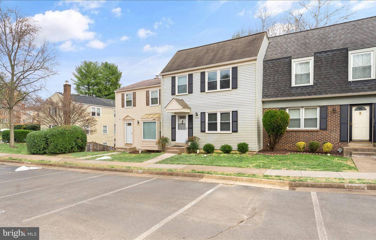 Fairfax, VA 22031,9039 PINEY GROVE DR