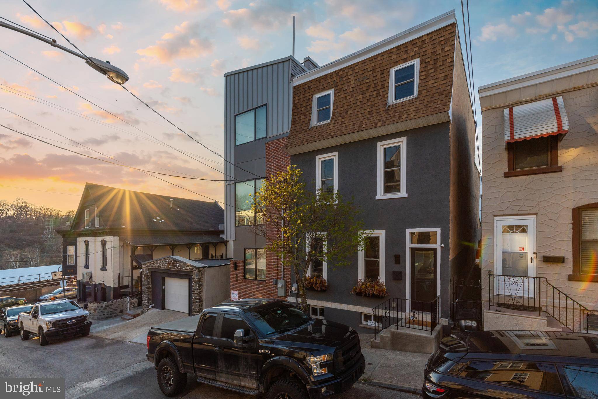 Philadelphia, PA 19127,128 EAST ST