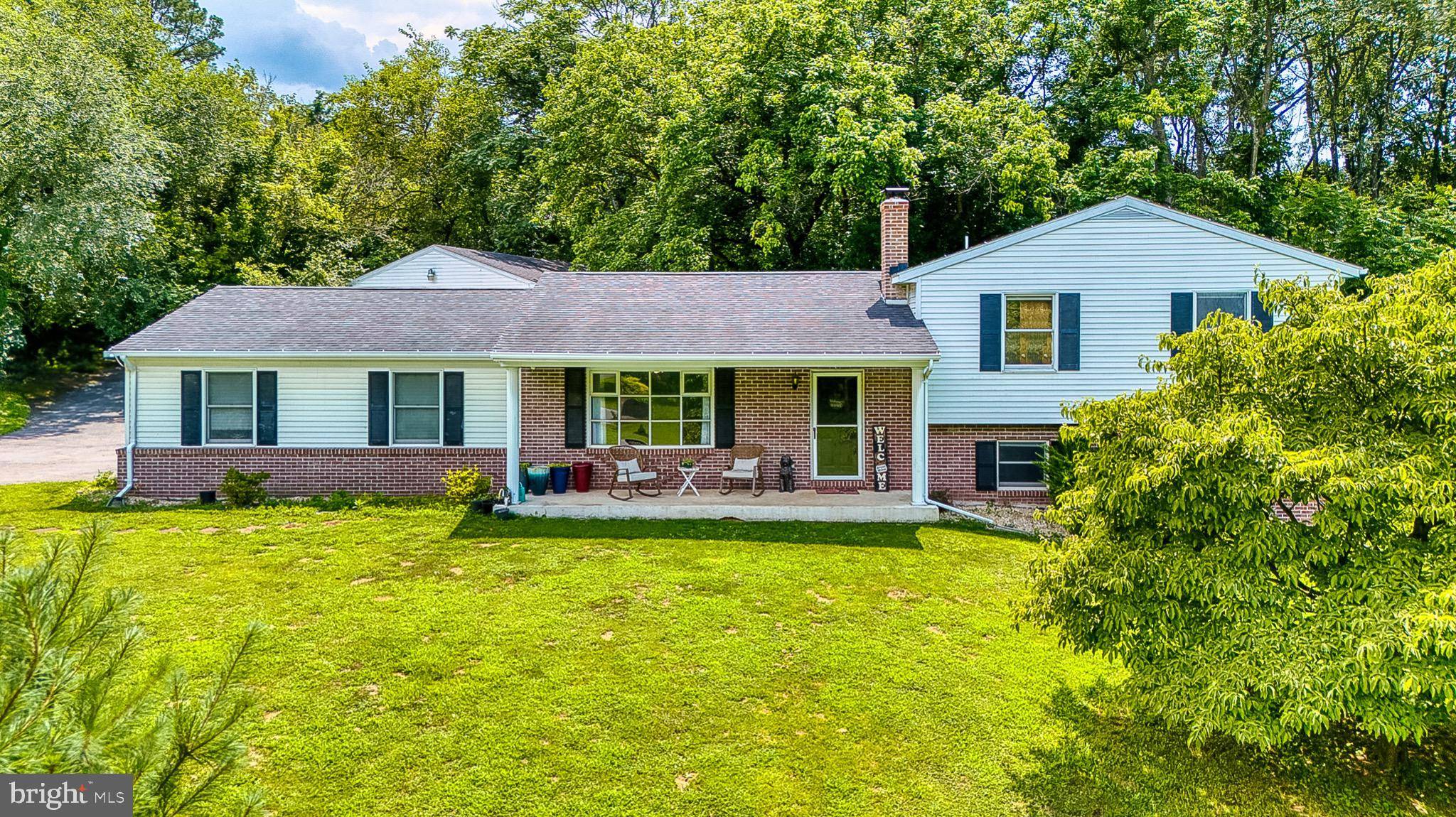 Falling Waters, WV 25419,35 HEARTHSIDE DR