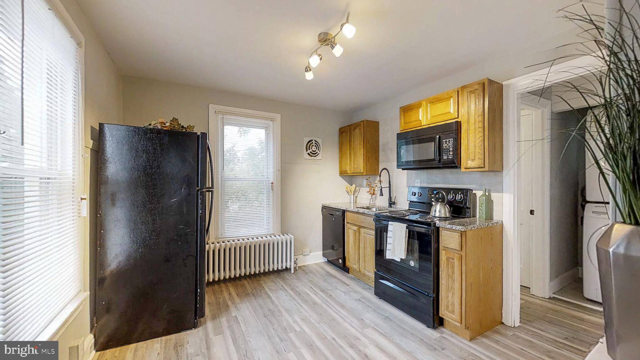 Palmyra, NJ 08065,702 PARRY AVE #APT A (FRONT)
