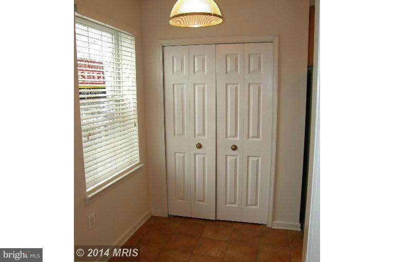 Alexandria, VA 22314,1416 ROUNDHOUSE LN