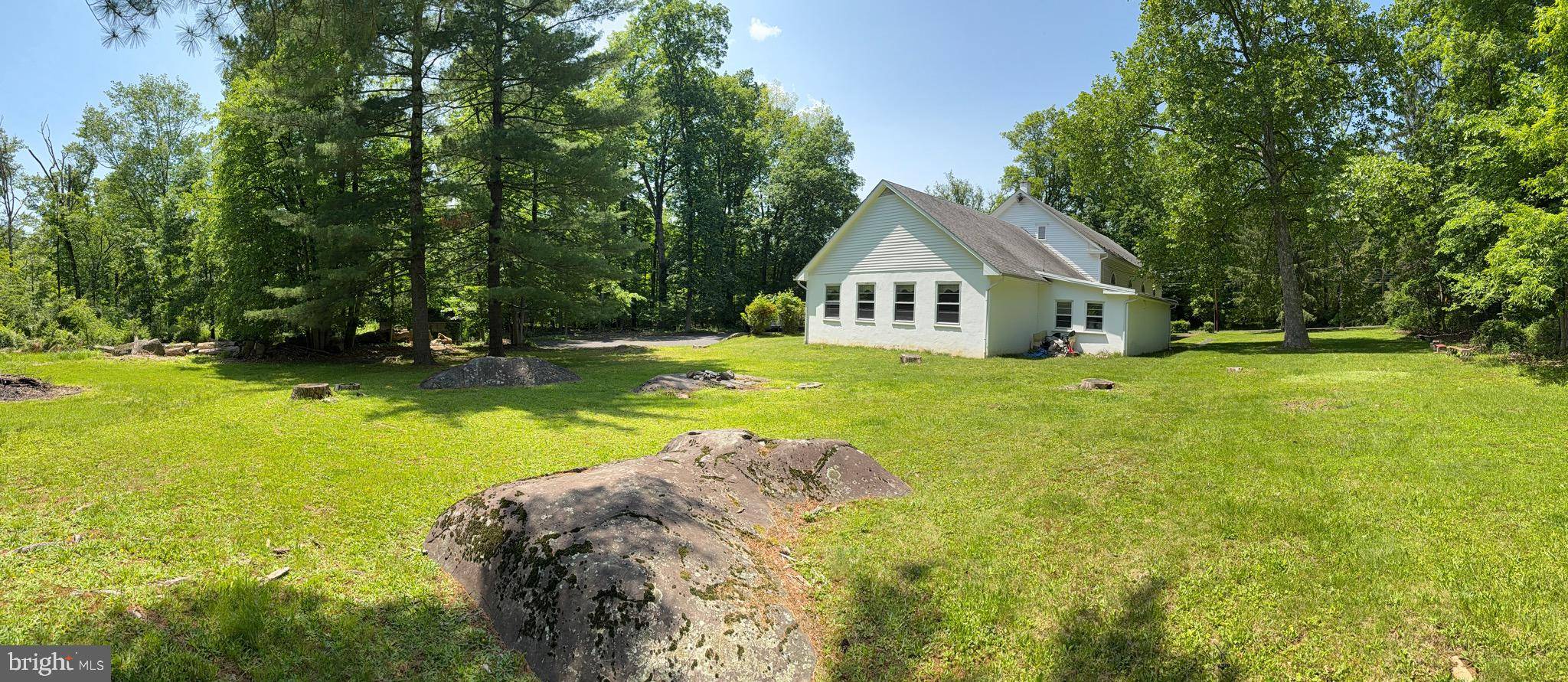 Quakertown, PA 18951,1142 APPLE RD