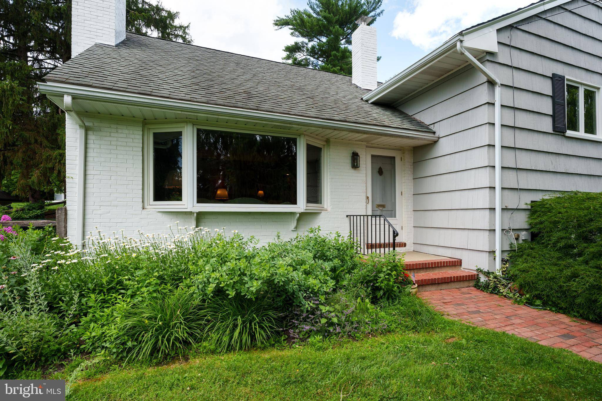 Lawrence Township, NJ 08648,11 GRANDVIEW AVE