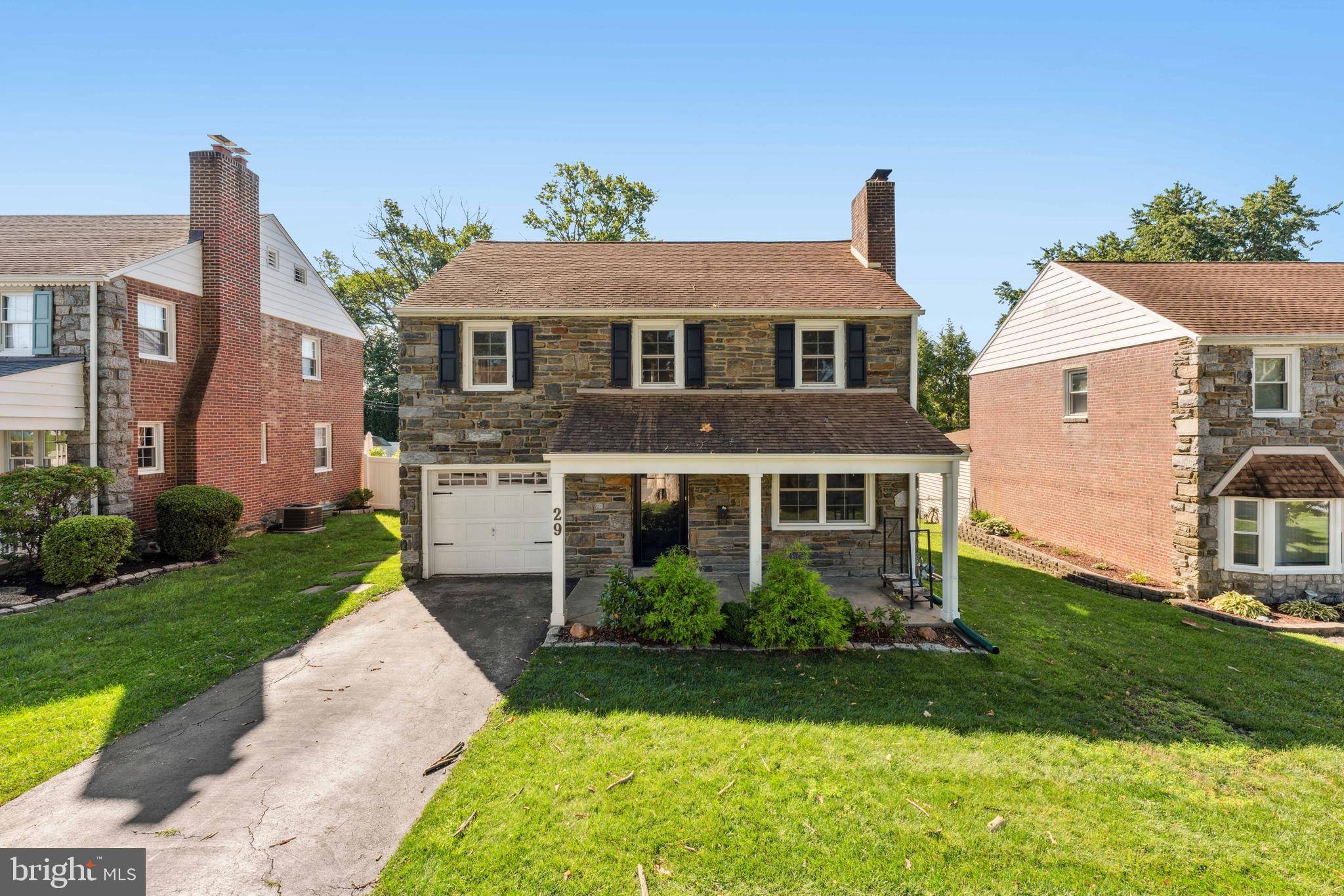 Broomall, PA 19008,29 SCHOOLHOUSE LN
