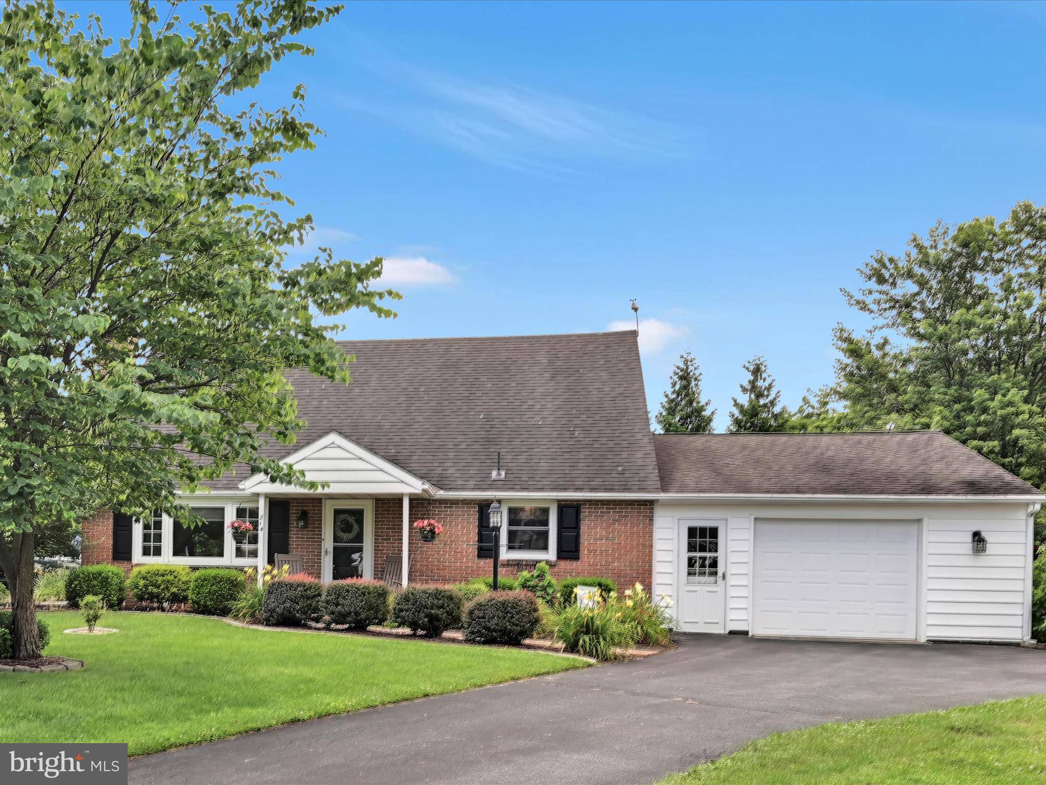 Lititz, PA 17543,214 REIFSNYDER RD