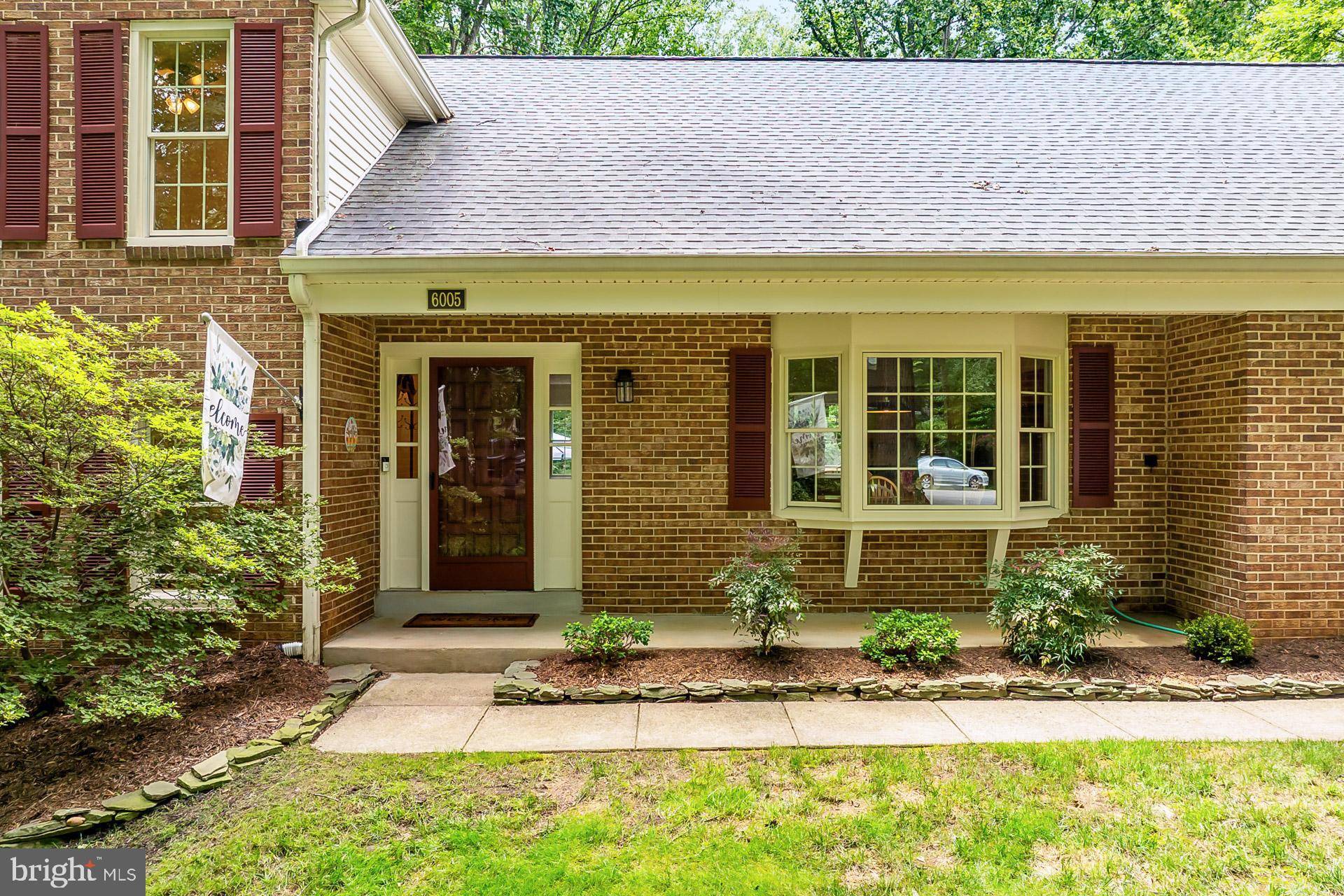Fairfax Station, VA 22039,6005 MAKELY DR