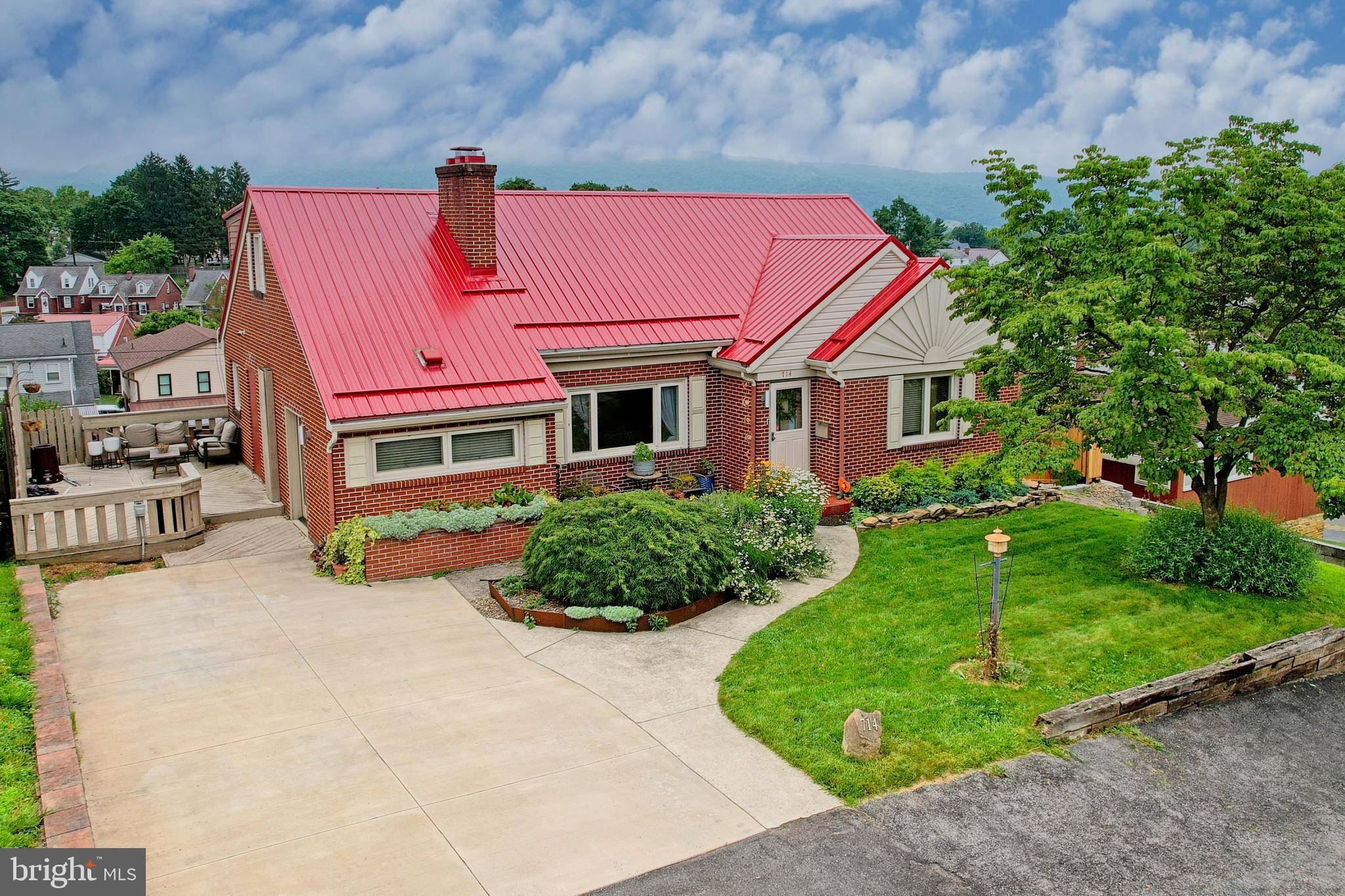 Cumberland, MD 21502,714 SAINT MARYS AVE