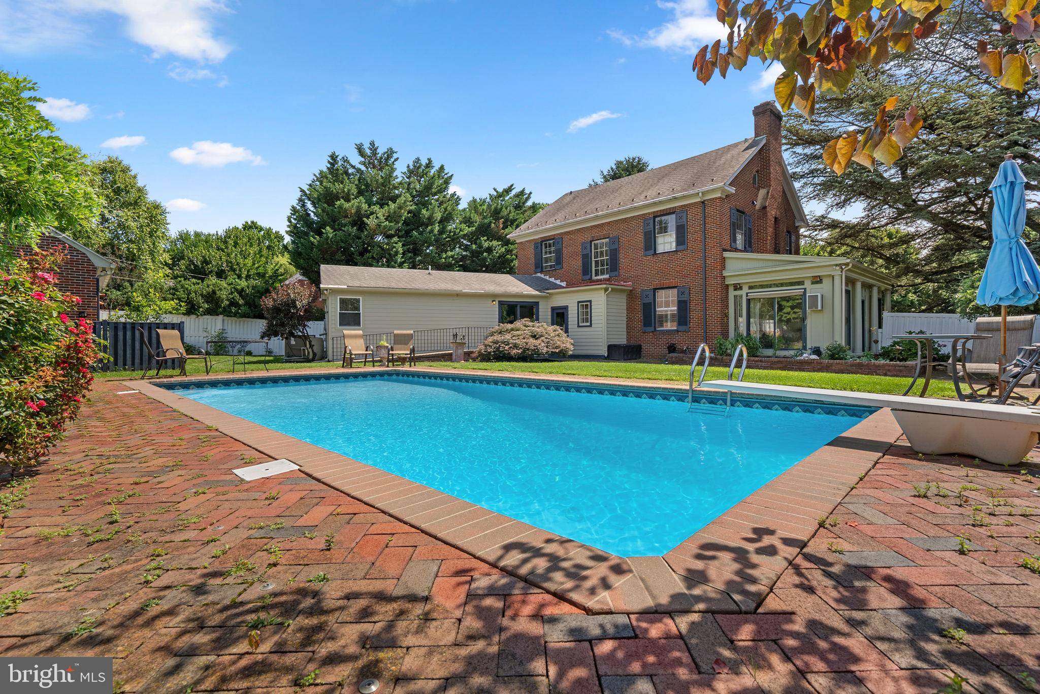 Frederick, MD 21701,305 COLLEGE PL