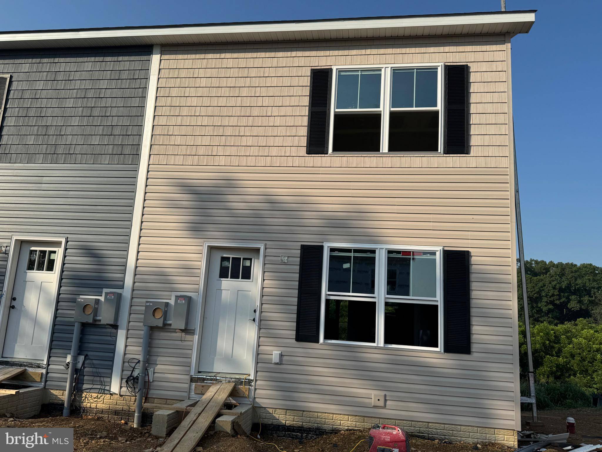 Martinsburg, WV 25405,122 MARINERIS CIR