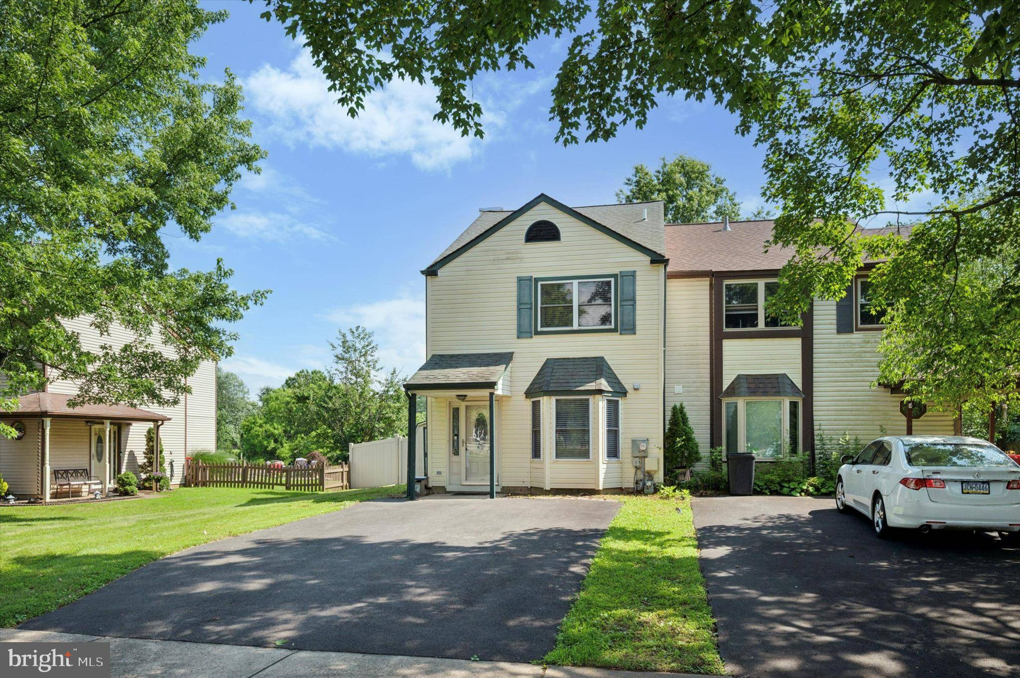 Warminster, PA 18974,645 WHITTIER DR