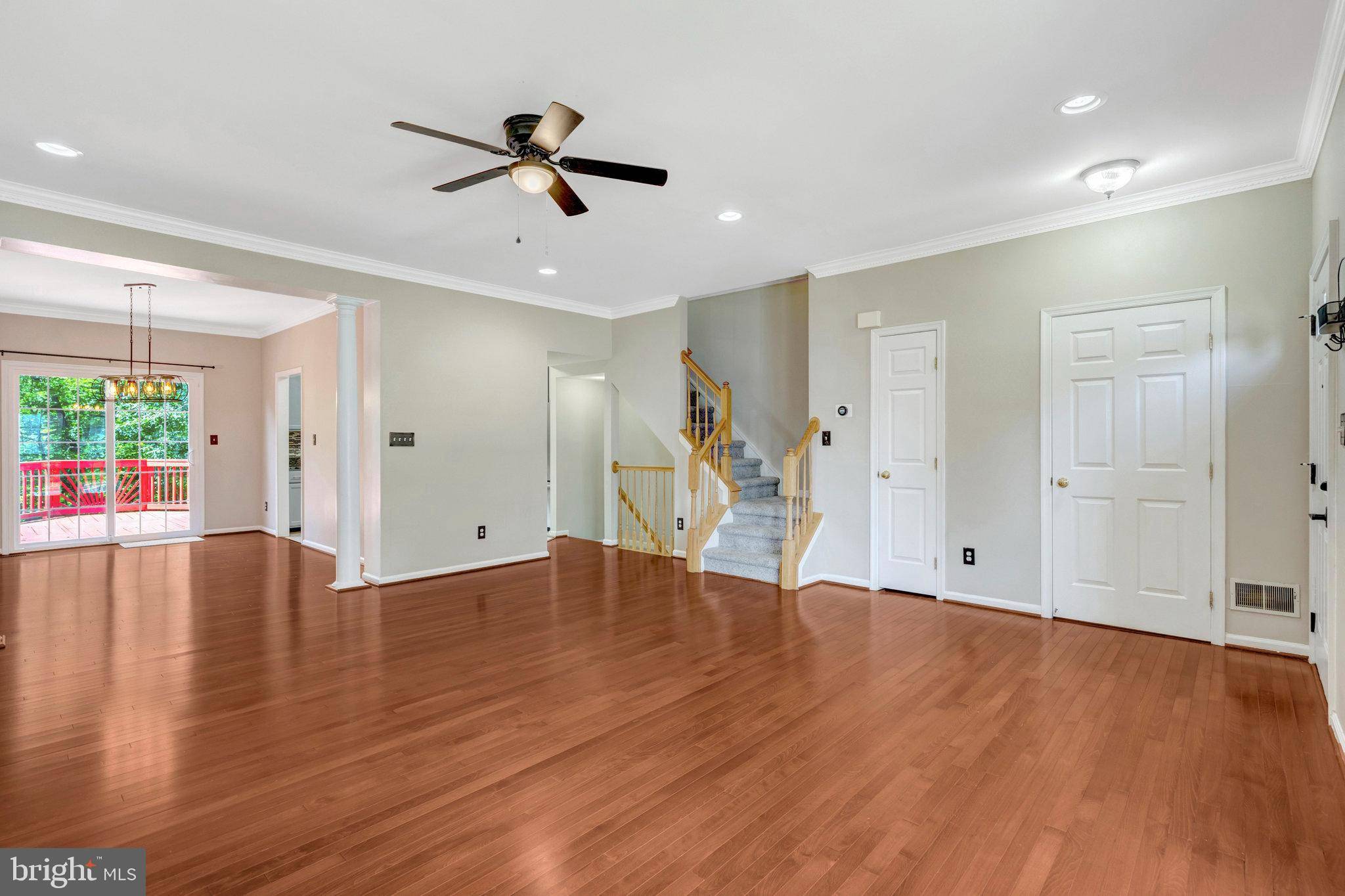 Centreville, VA 20121,6882 RIDGE WATER CT