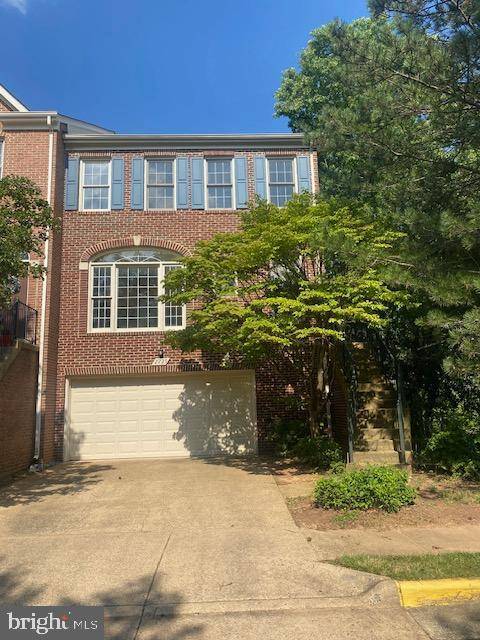 Vienna, VA 22181,2725 BARONHURST DR