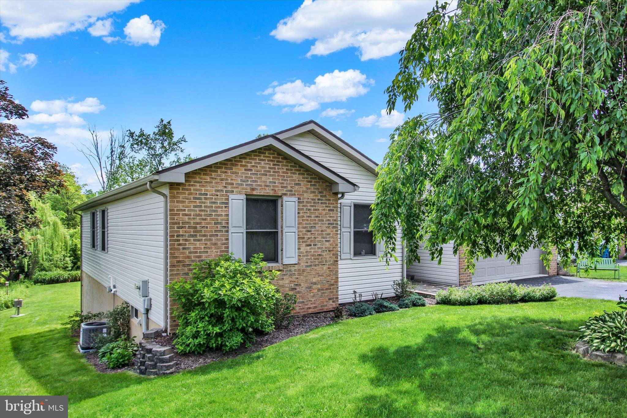 East Berlin, PA 17316,53 LONGSTREET DR
