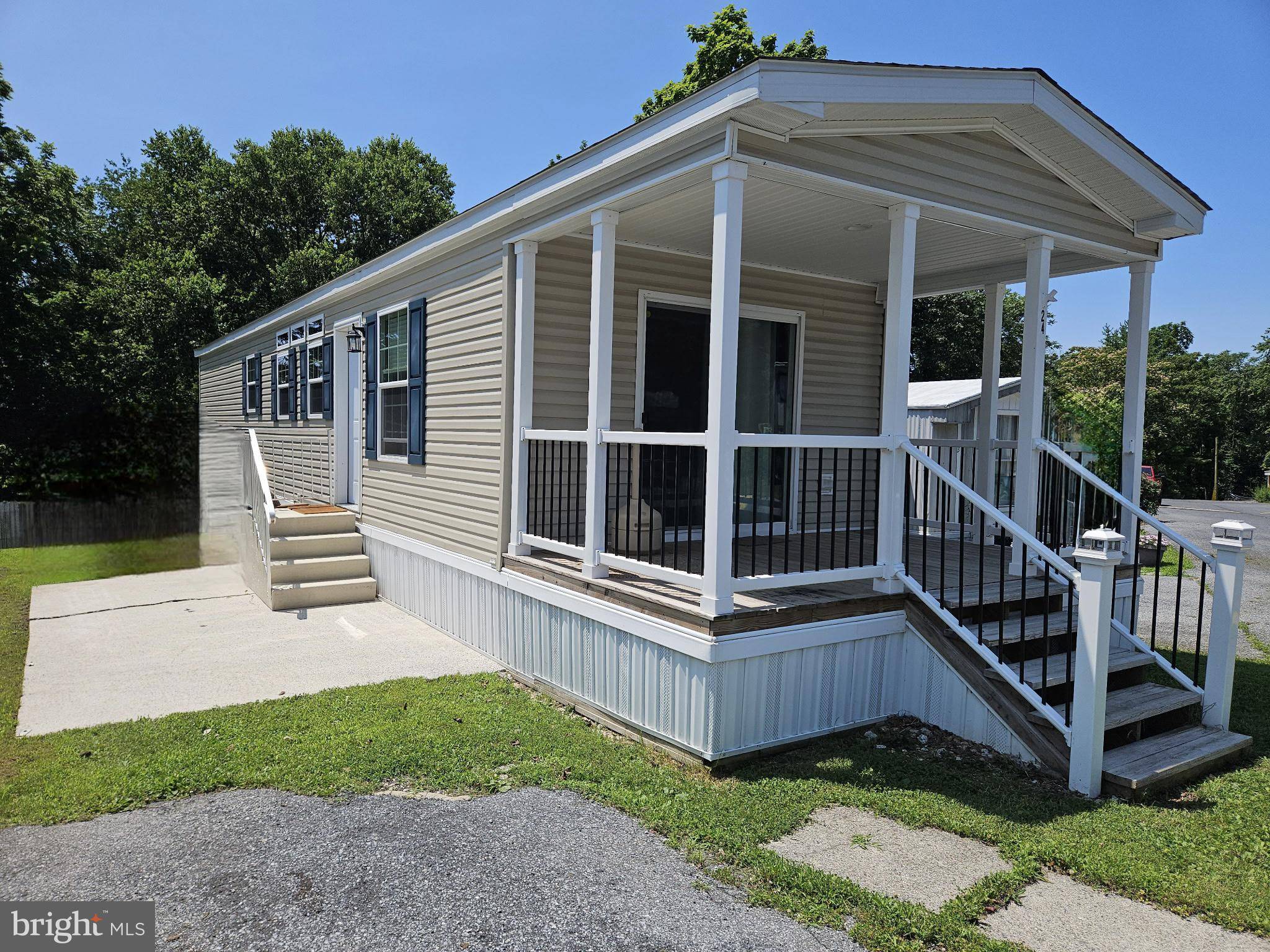 Annville, PA 17003,24 OLIVERS PARK DR