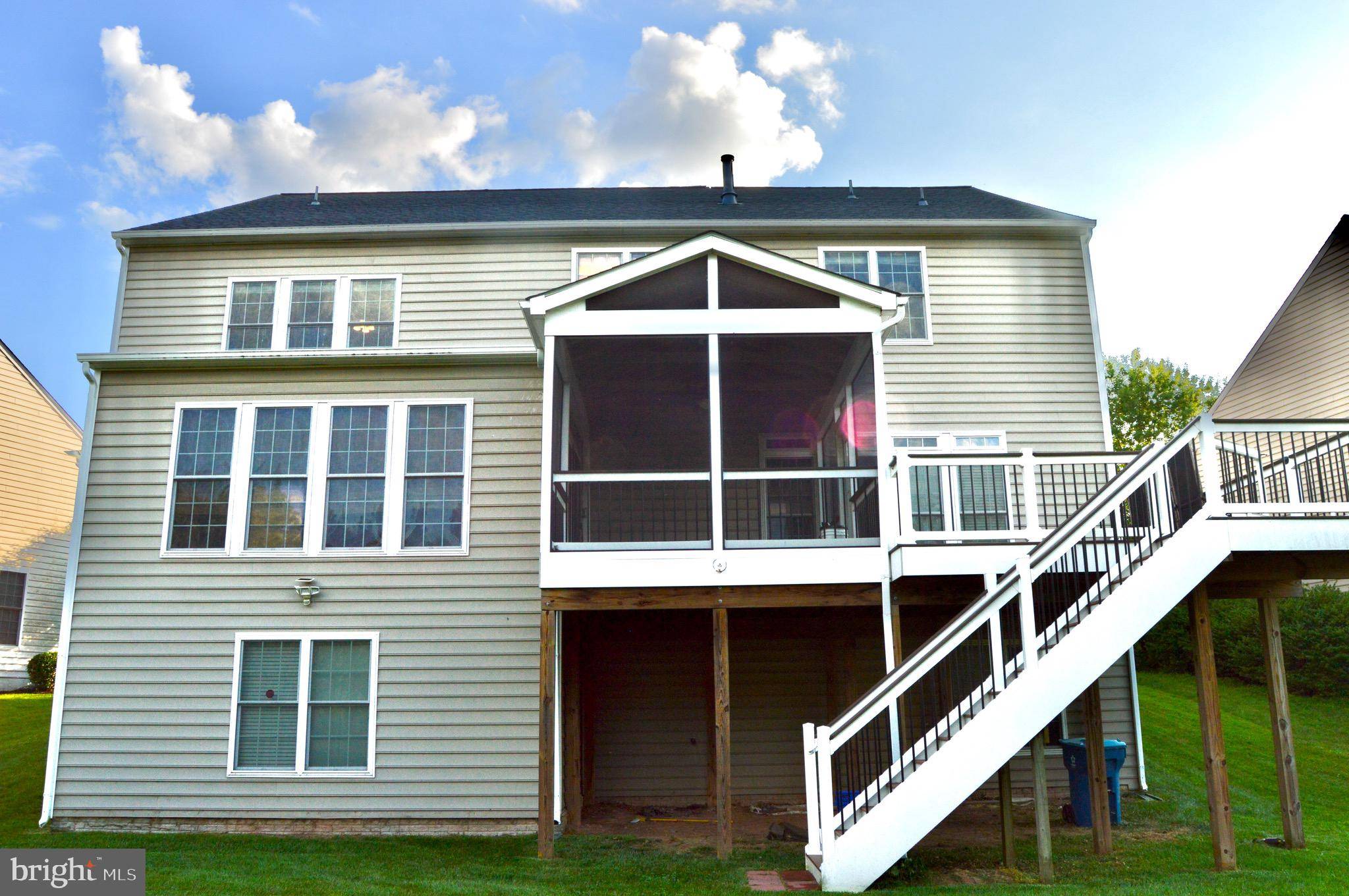 Chantilly, VA 20152,43844 CHURCHILL GLEN DR