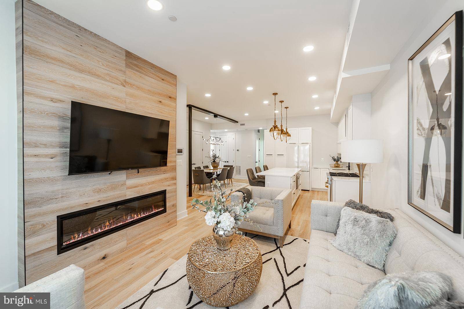 Washington, DC 20002,1215 HOLBROOK TER NE #2