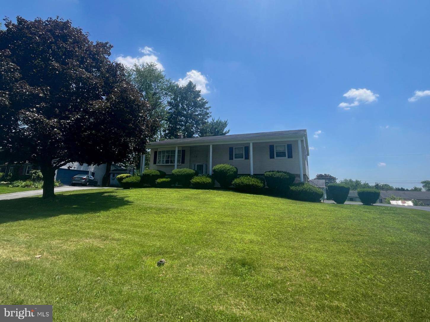 Lancaster, PA 17601,2620 PINEWOOD RD