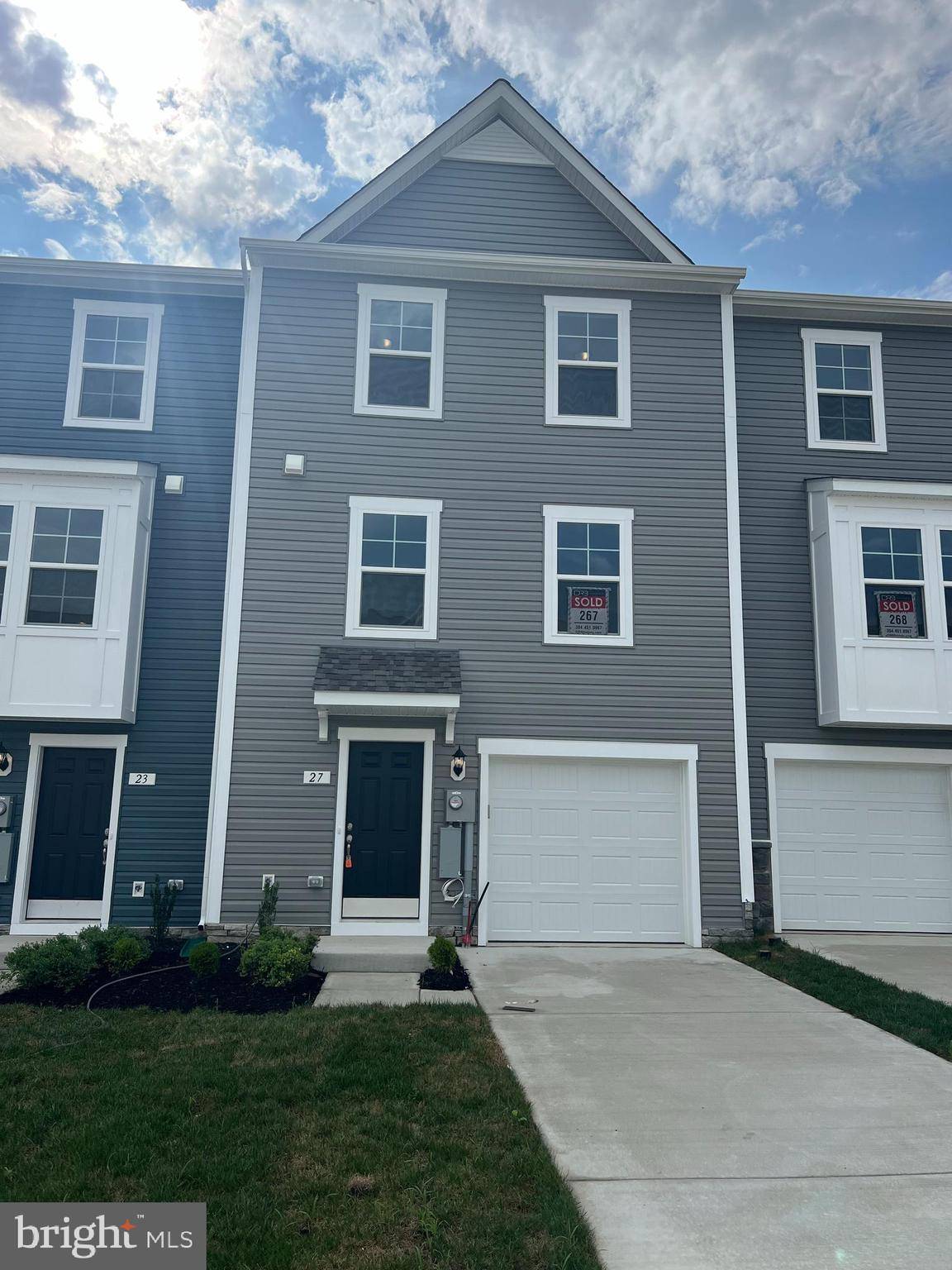 Falling Waters, WV 25419,43 CLIFTON MNR