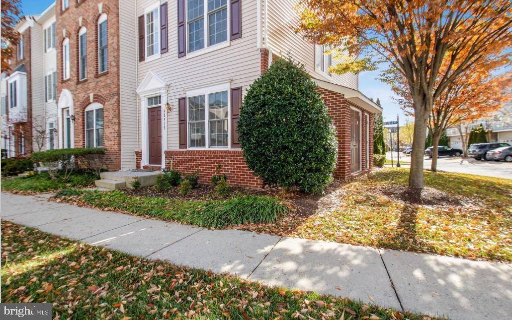 Chantilly, VA 20152,42915 MCCOMAS TER