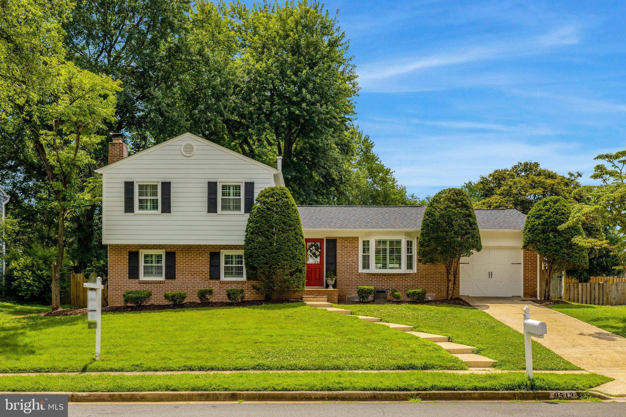 Vienna, VA 22182,9513 SCARAB ST