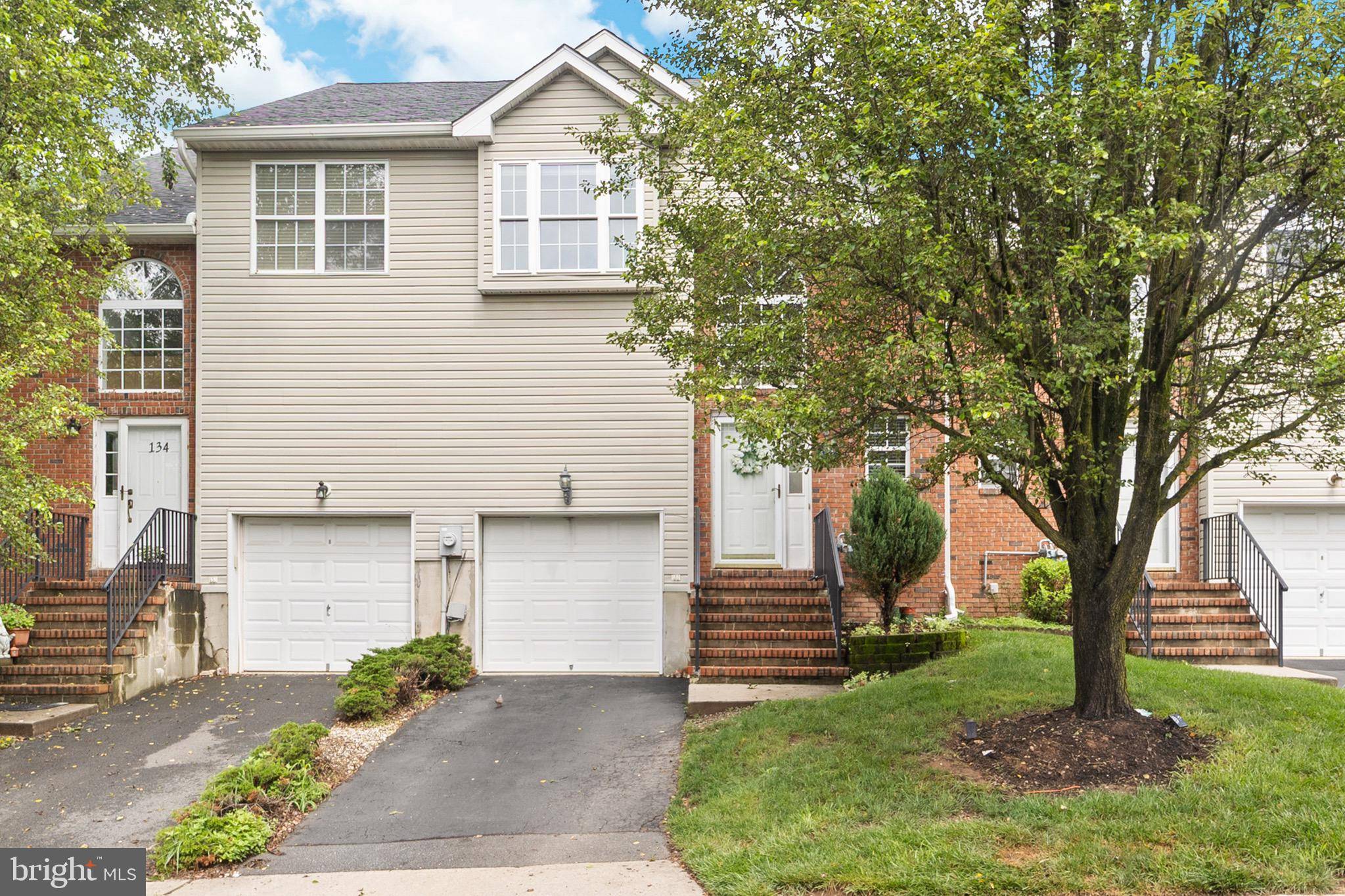 Ewing, NJ 08638,132 TULIP LN