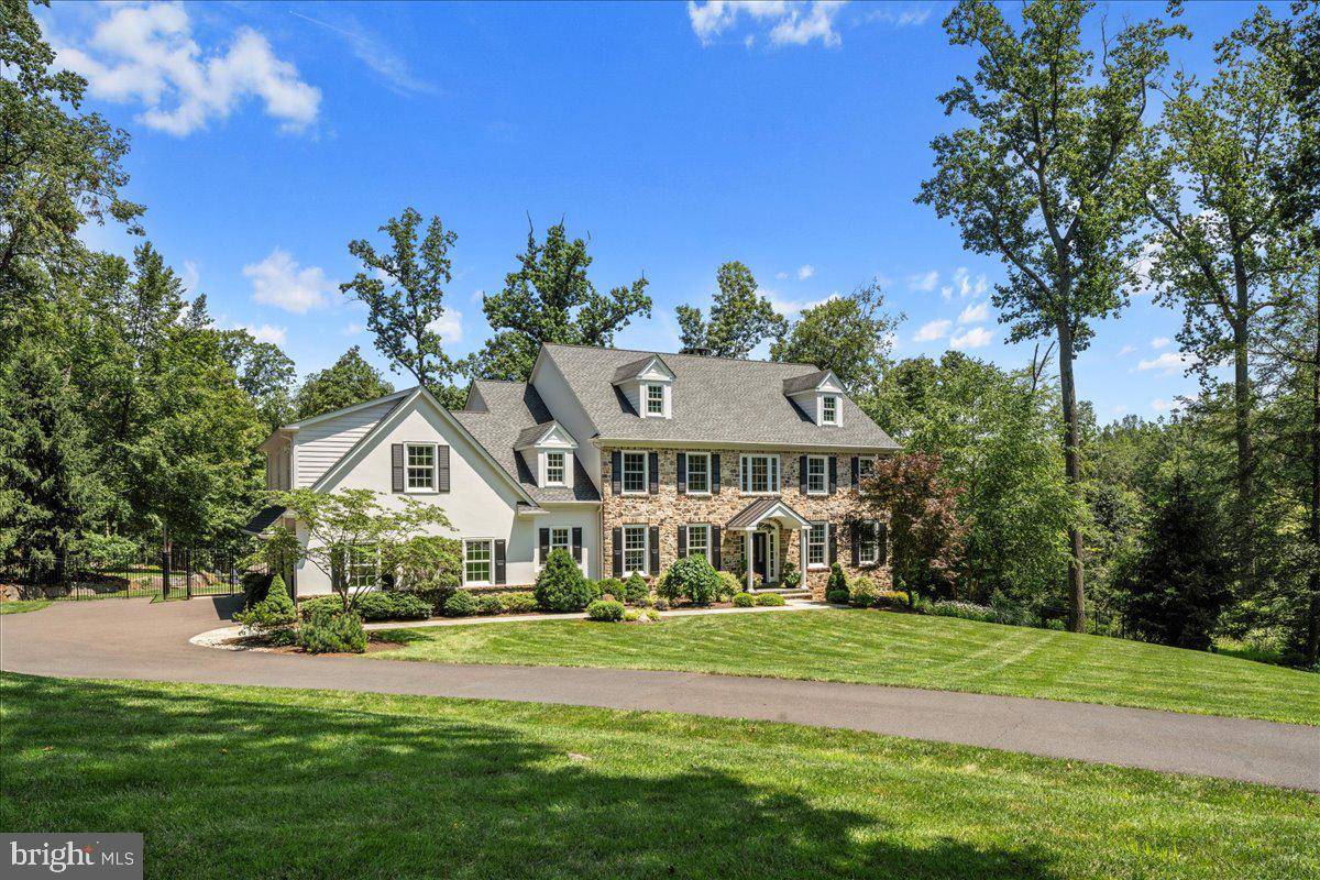 New Hope, PA 18938,410 ROCKWOOD PATH