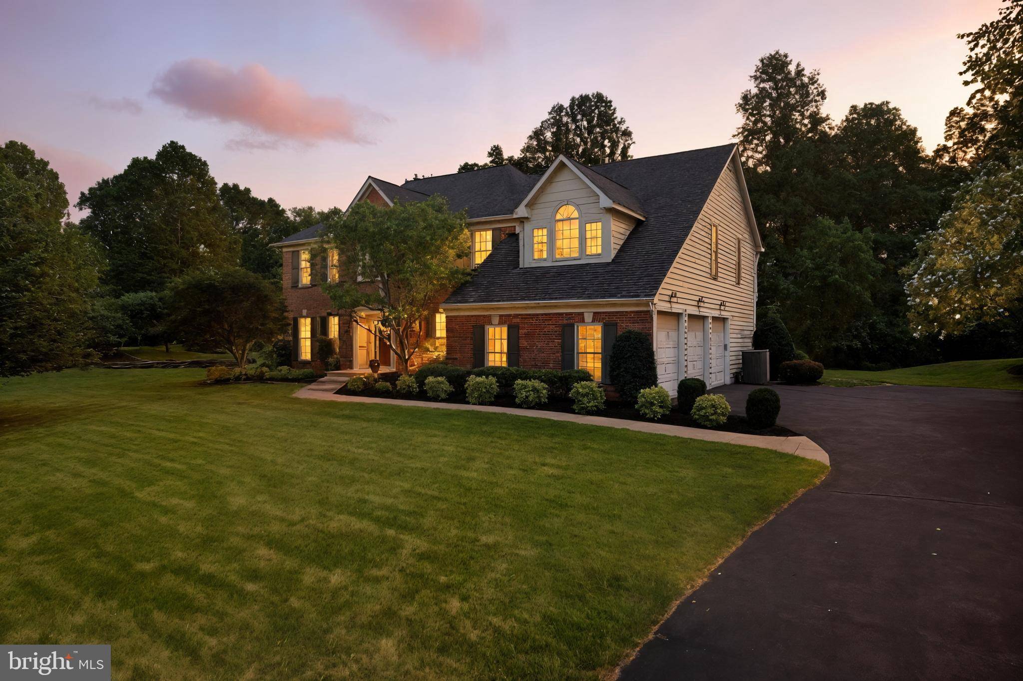 Clifton, VA 20124,7401 CLIFTON QUARRY DR